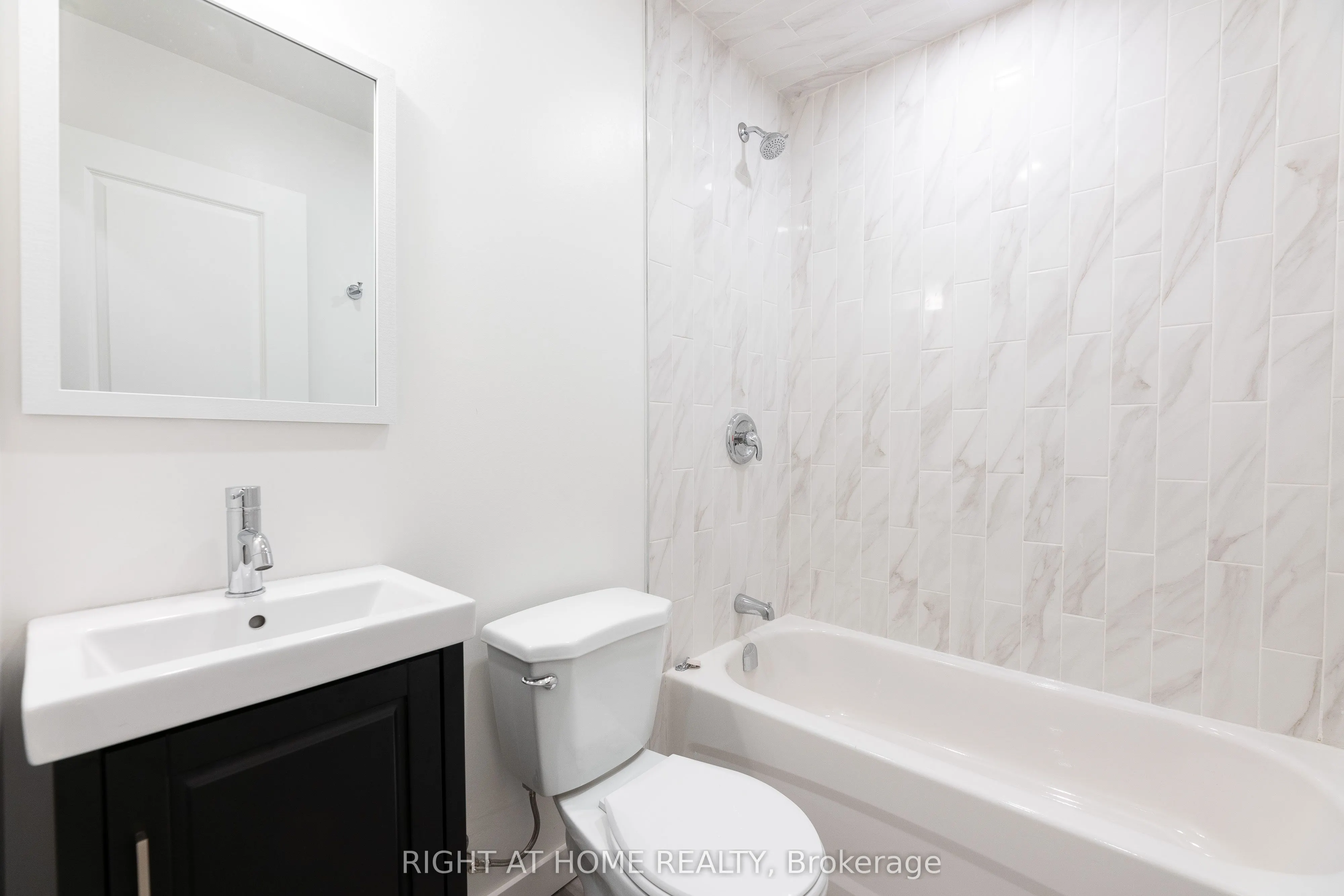 1744 Wilson Avenue, #11