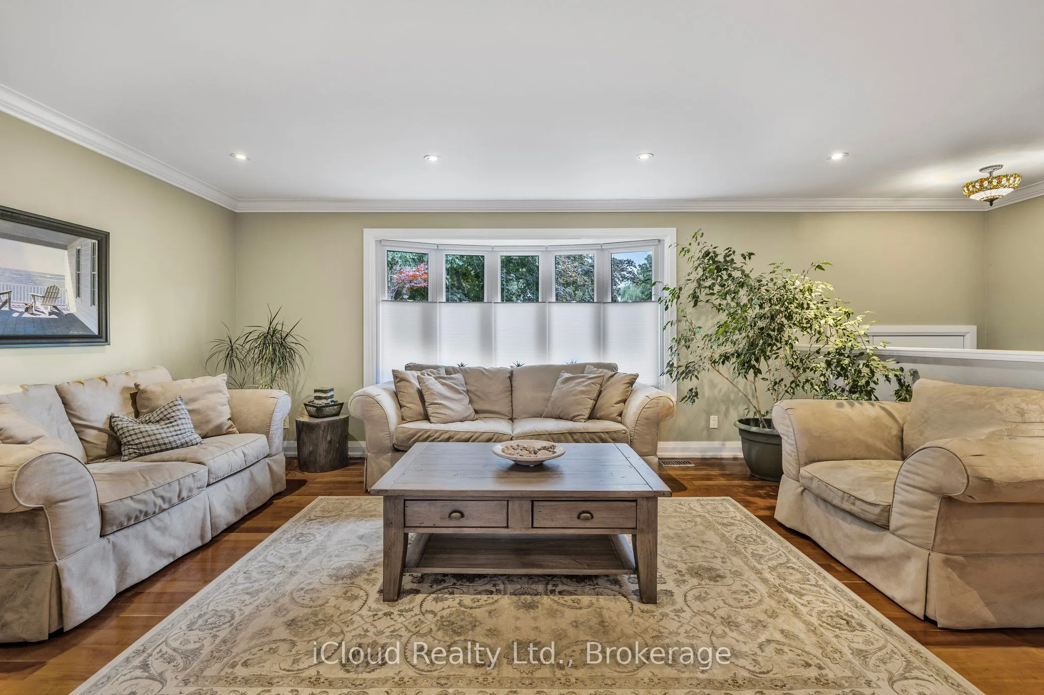 8 Glenforest Street