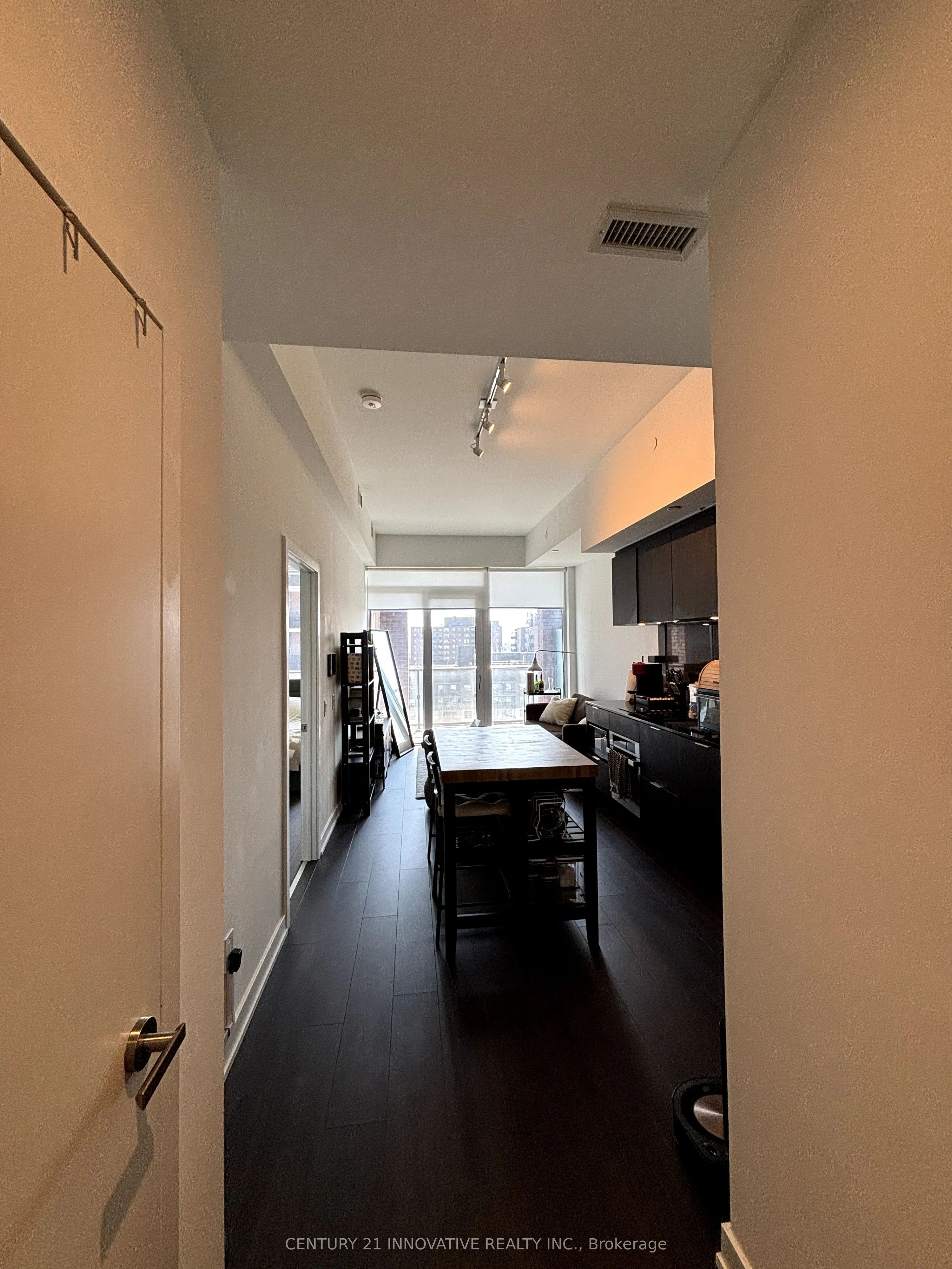 28 Ann Street, #813
