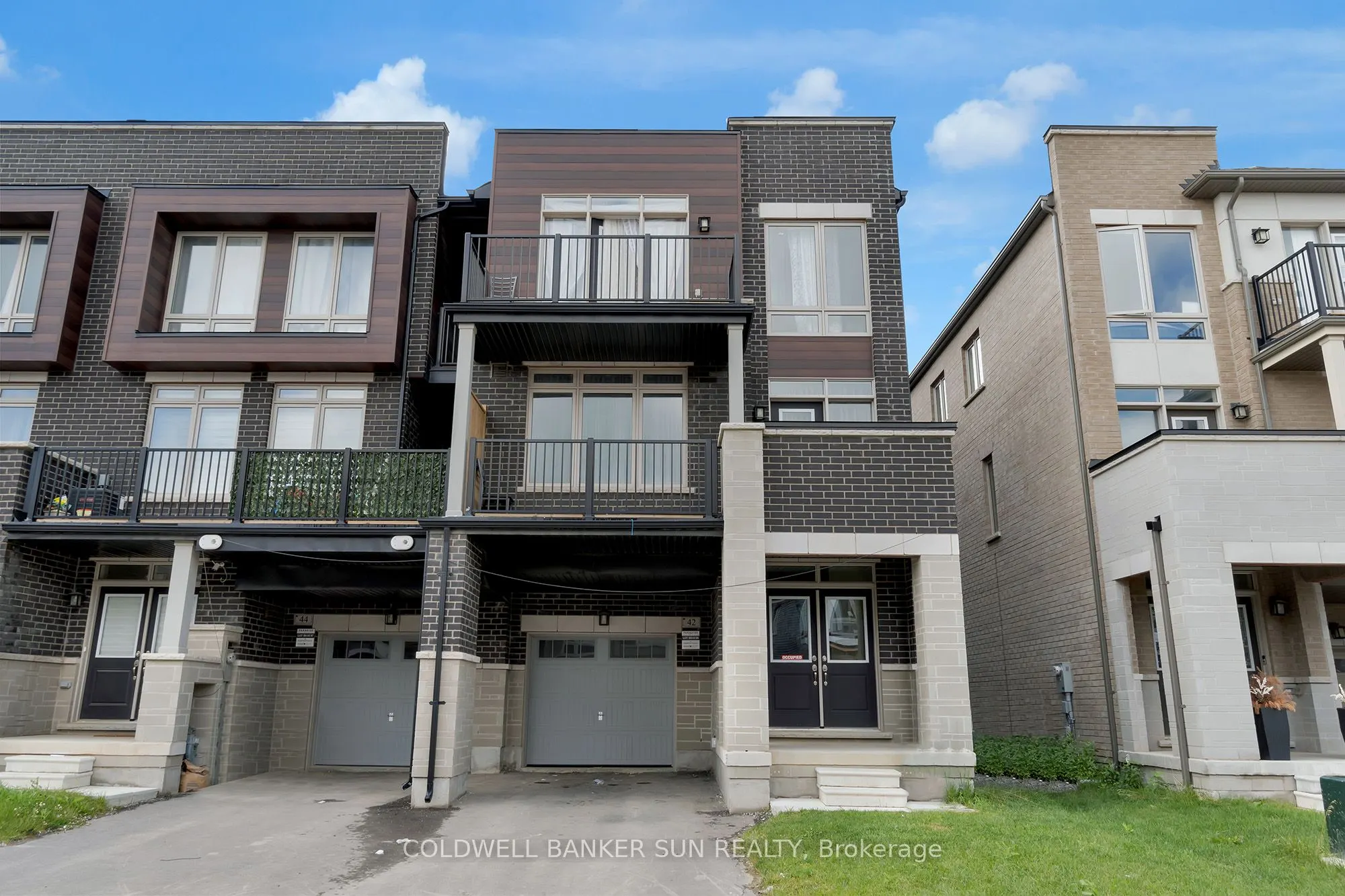 42 Donald Ficht Crescent