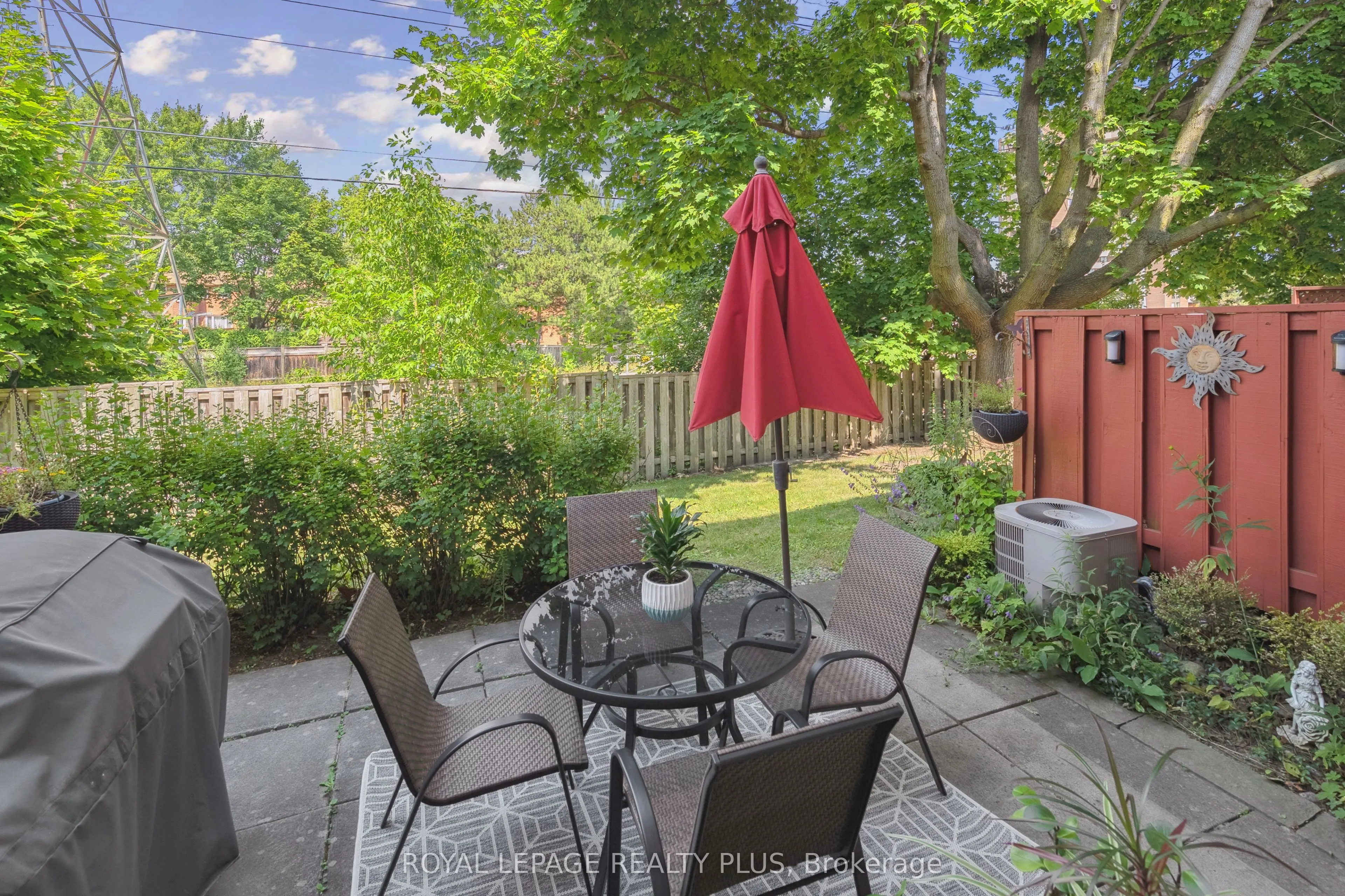 1755 Rathburn Road E, #76