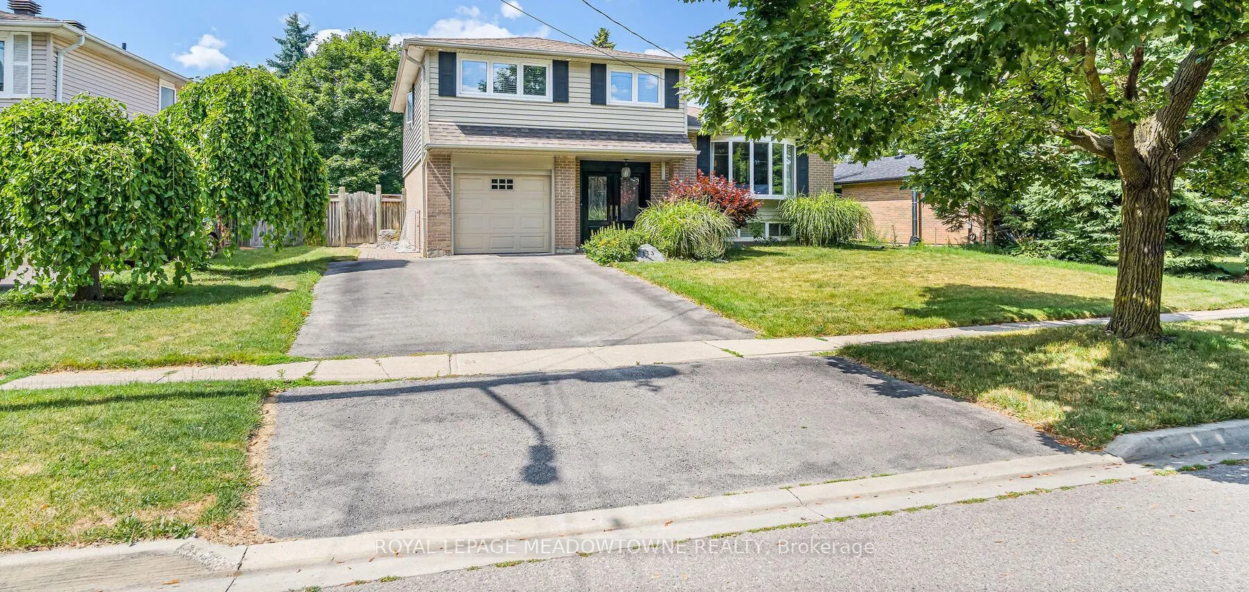 113 Irwin Crescent