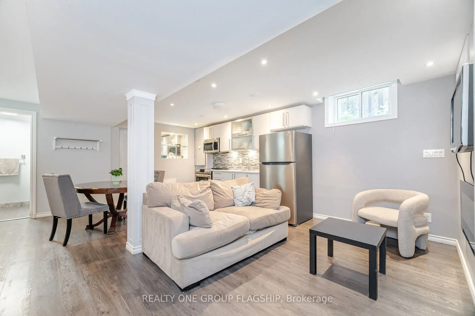 7267 Windbreak Court