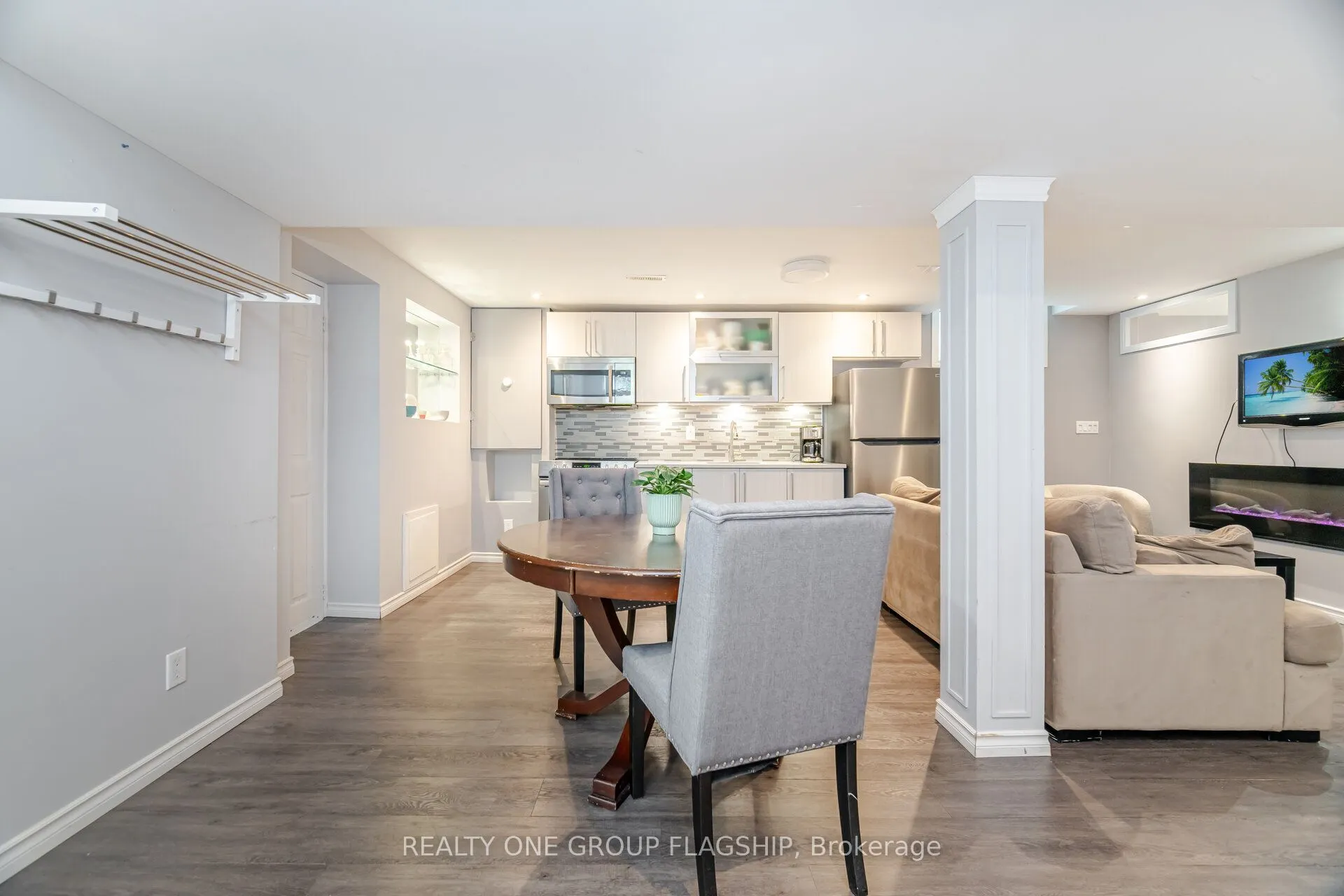 7267 Windbreak Court