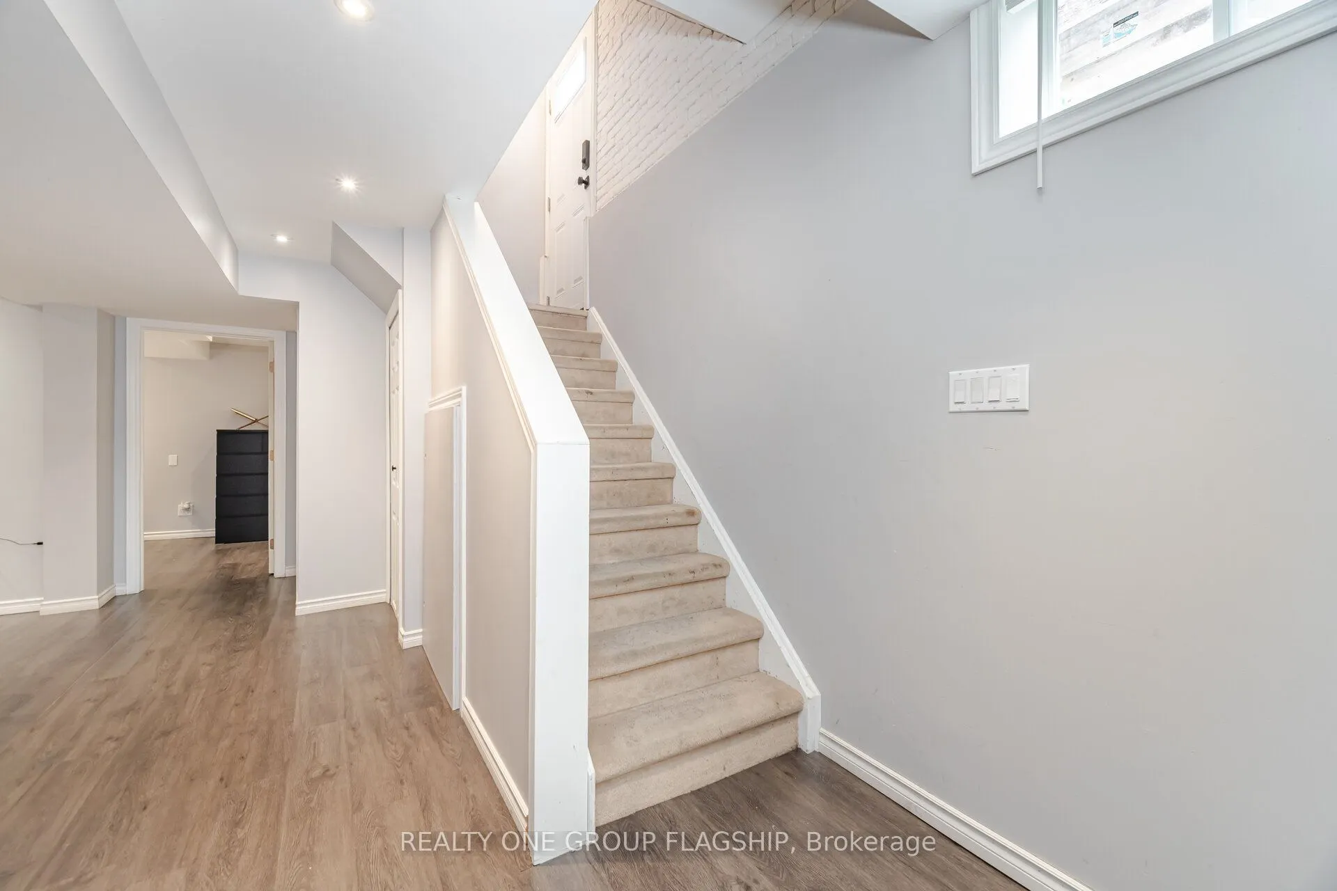 7267 Windbreak Court