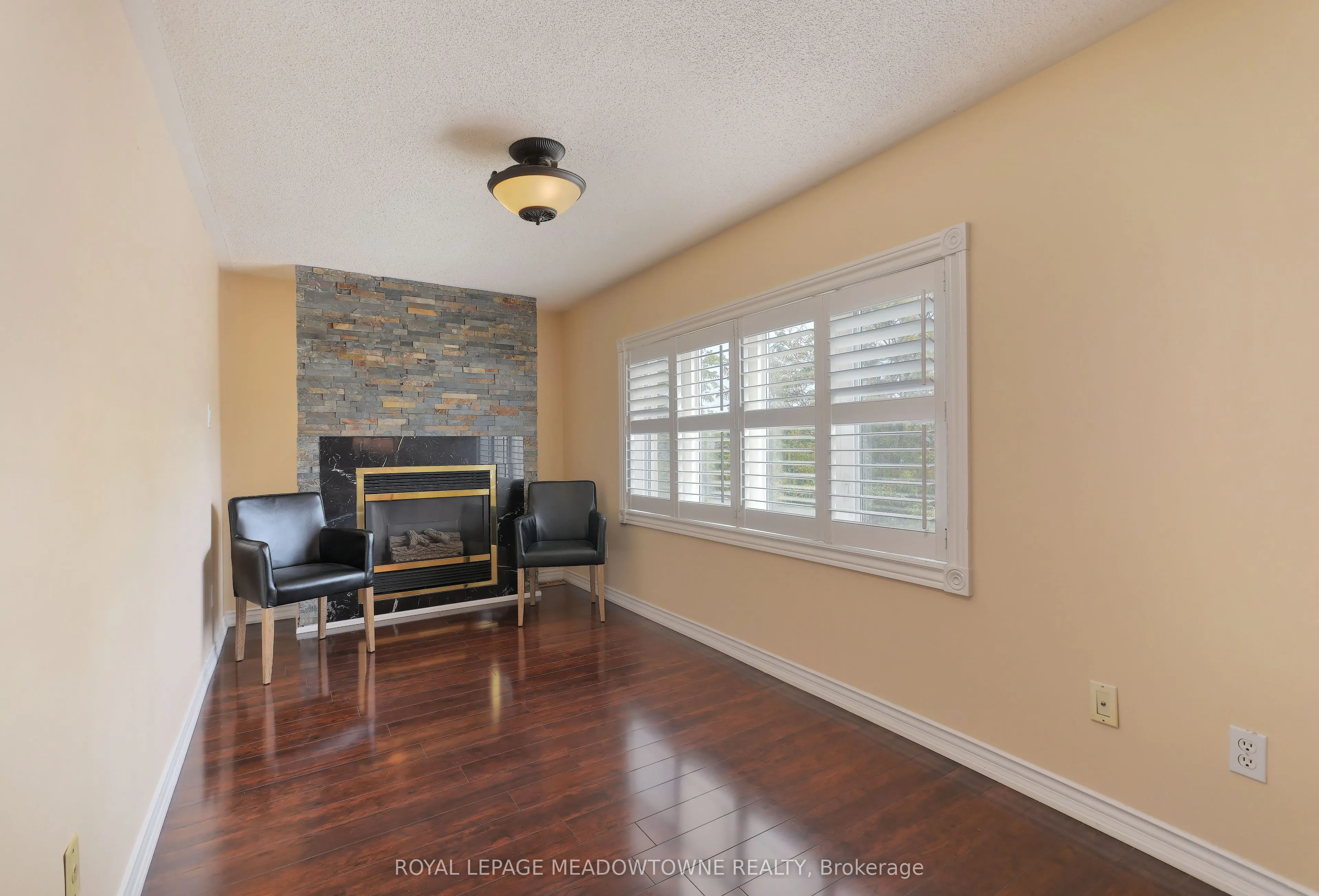 2857 Termini Terrace