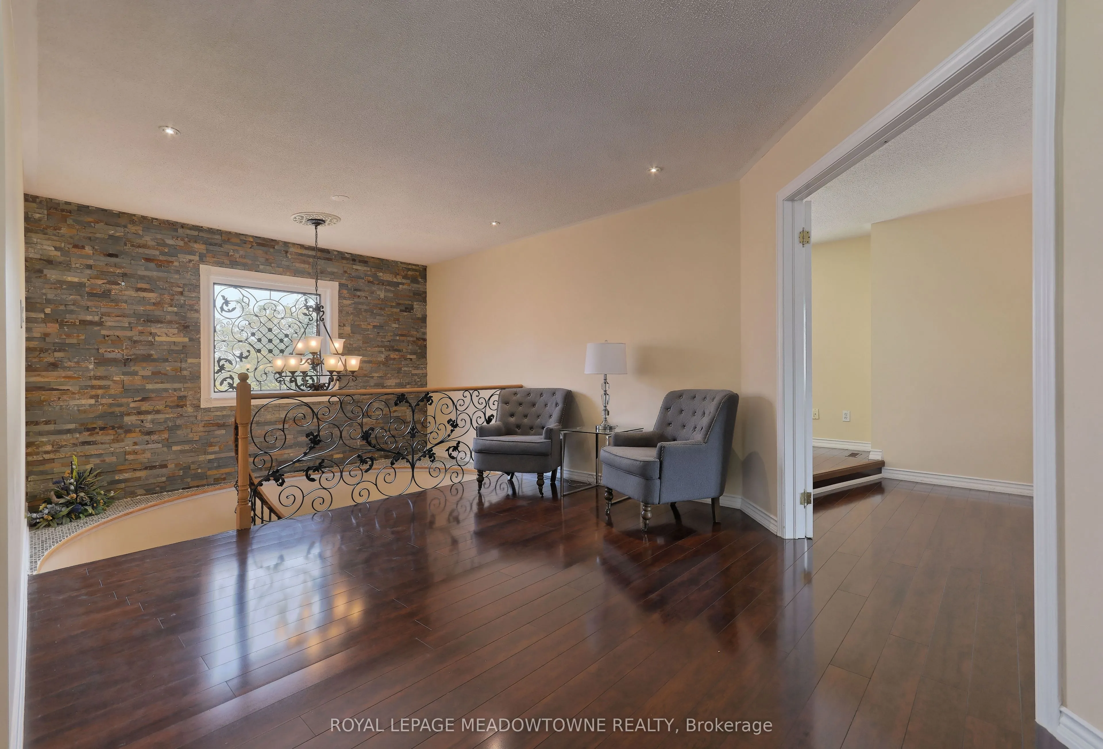 2857 Termini Terrace