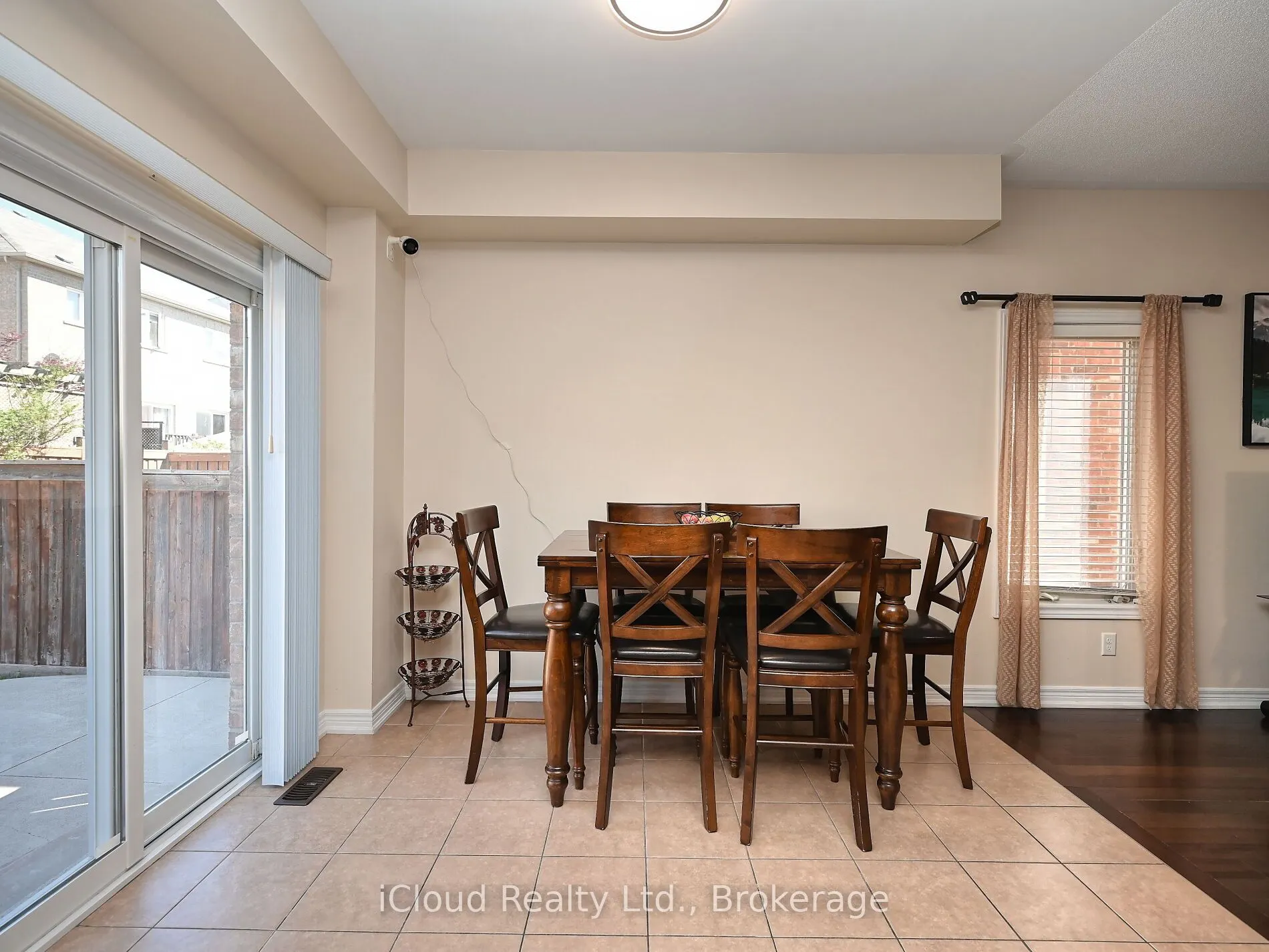 74 Crumlin Crescent