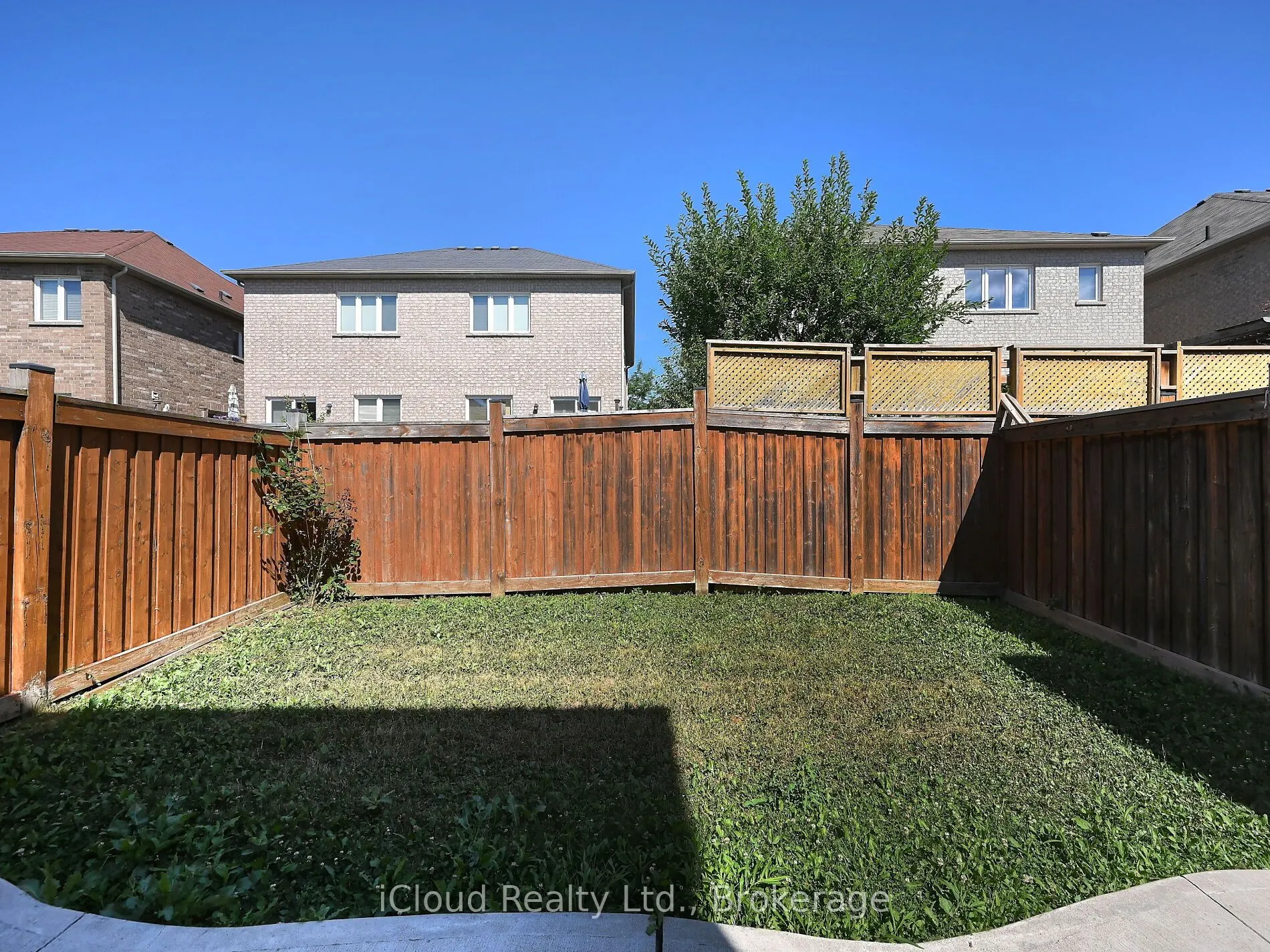 74 Crumlin Crescent