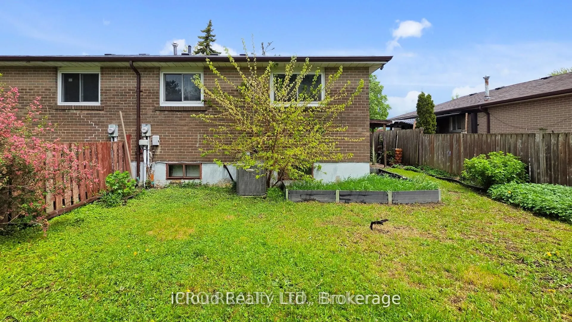 19 Flamingo Crescent