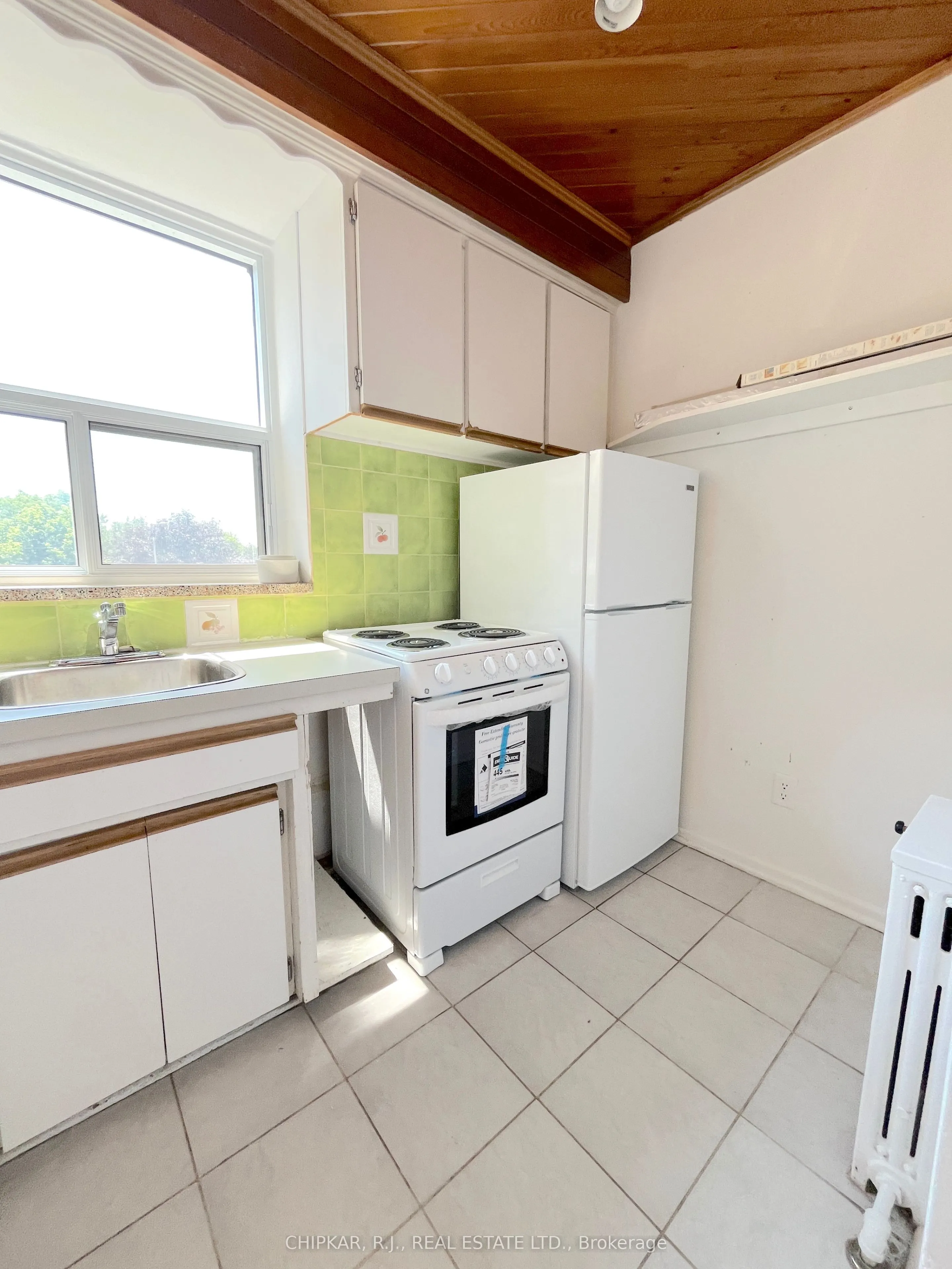 2000 Bloor Street W, #315