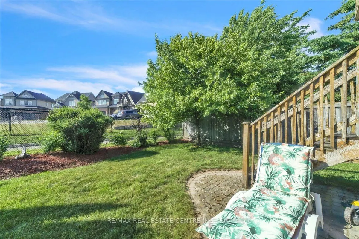 35 Cameron Court
