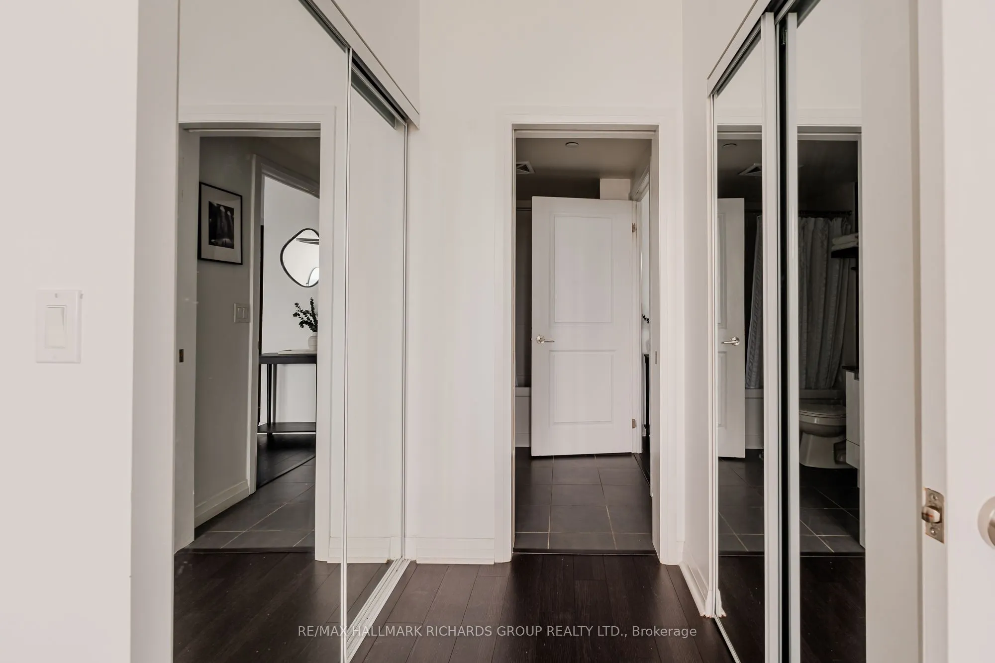 55 Eglinton Avenue W, #708