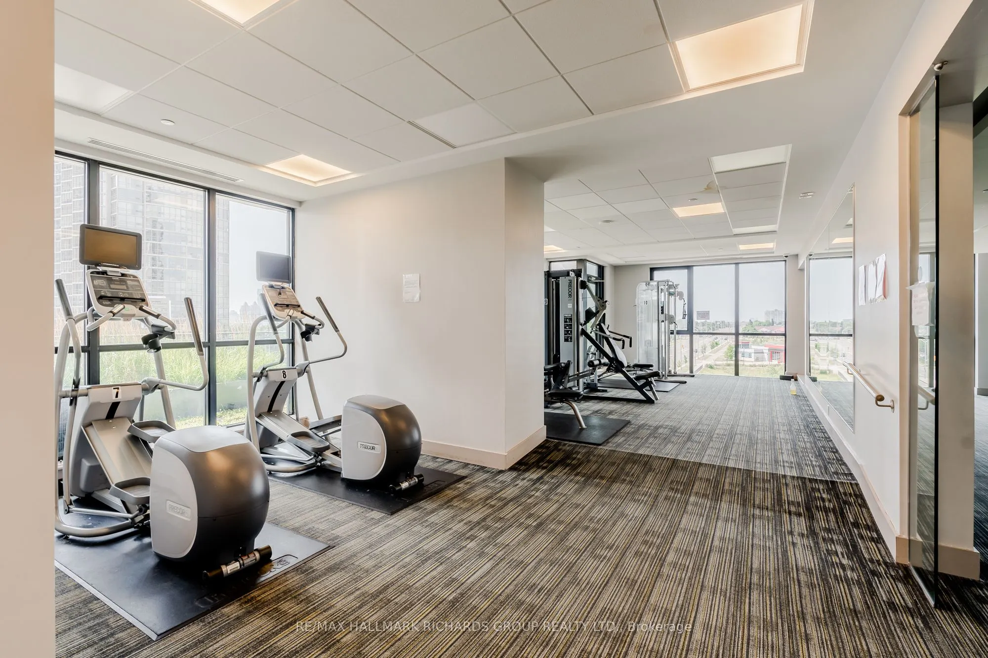 55 Eglinton Avenue W, #708