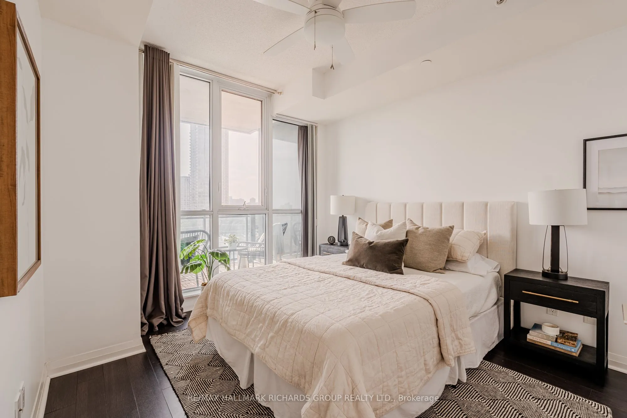 55 Eglinton Avenue W, #708