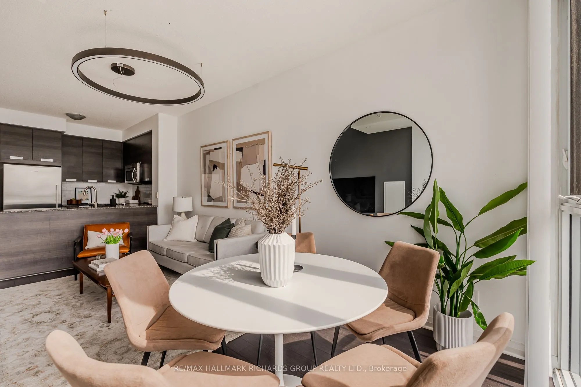 55 Eglinton Avenue W, #708
