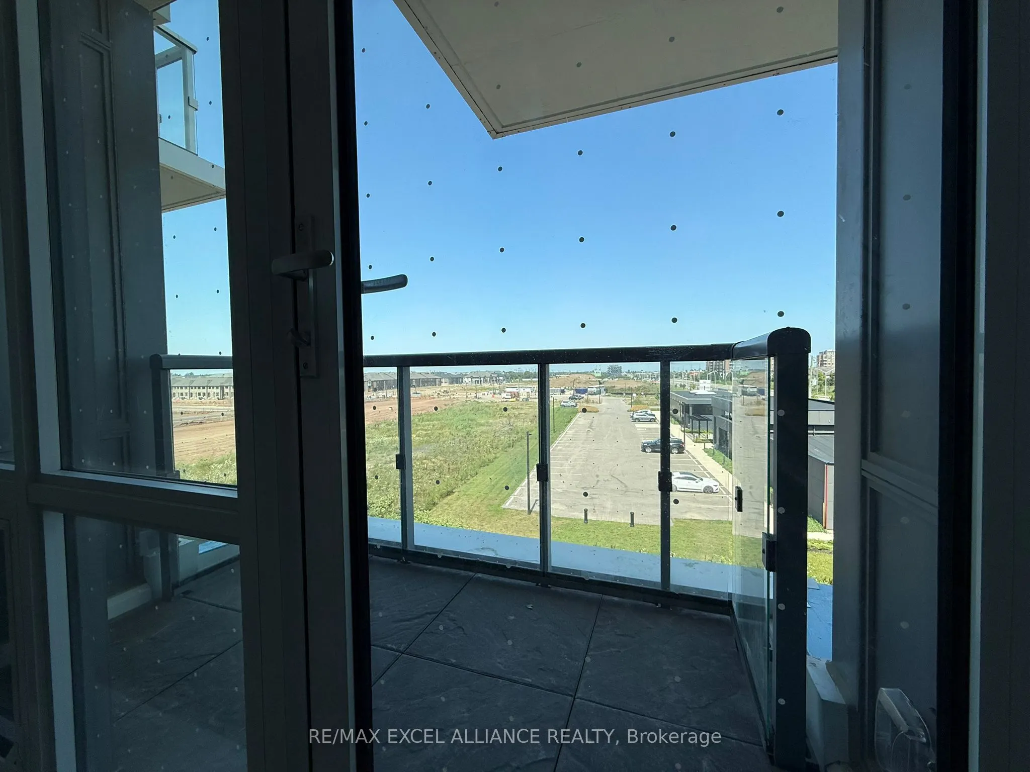 1005 Dundas Street E, #544