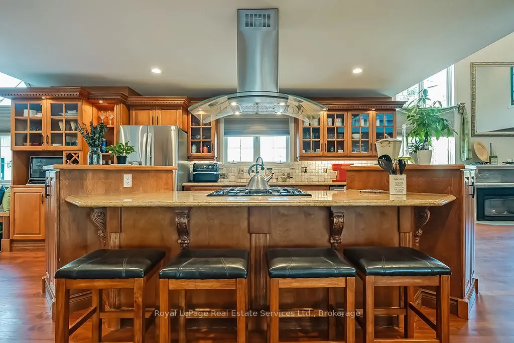 6 TURTLE LAKE Drive