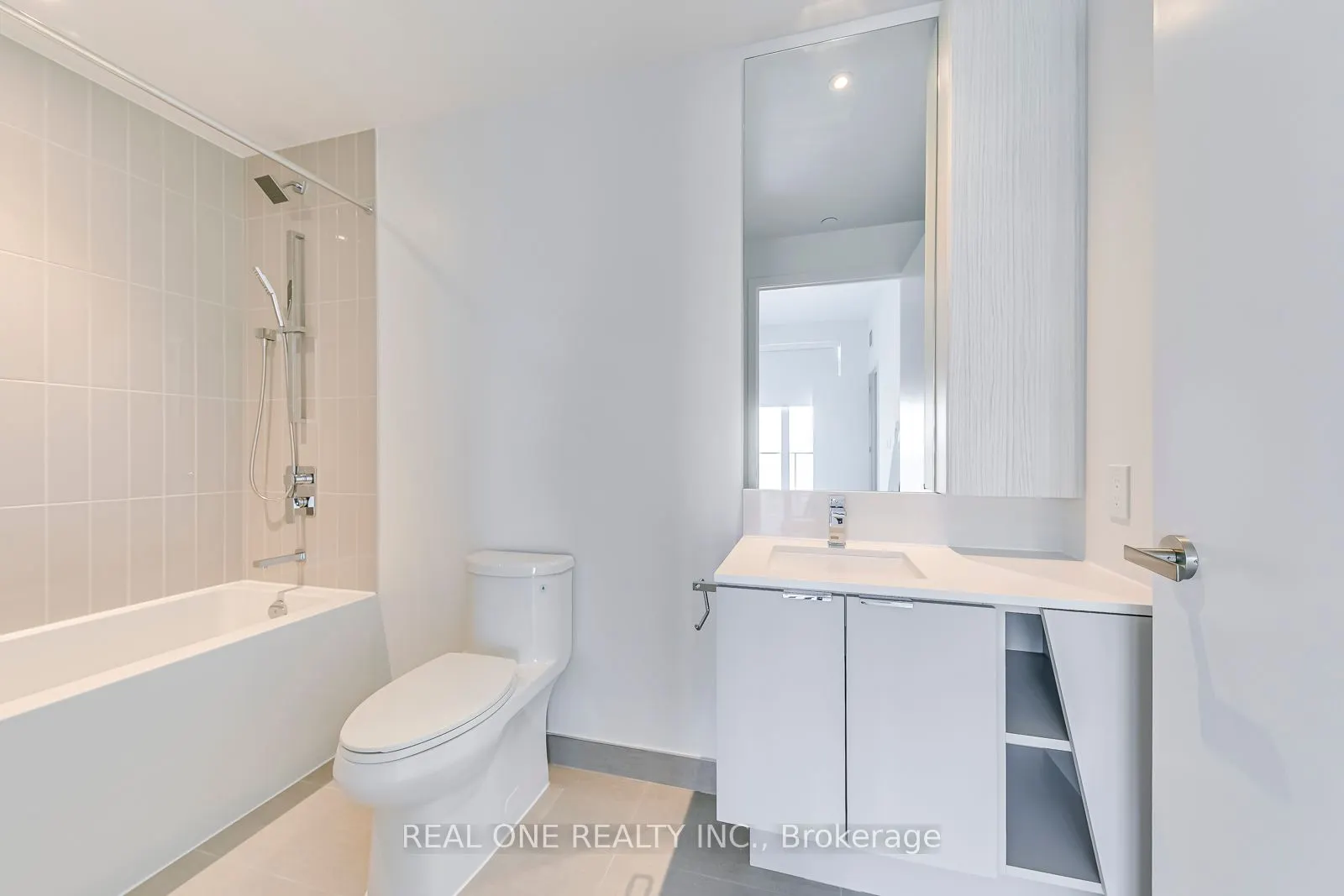 3883 Quartz Road, #6015