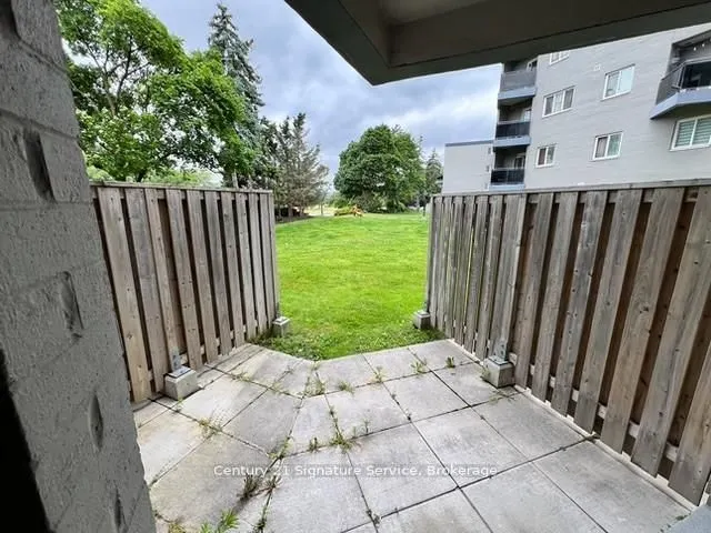 2001 Bonnymede Drive, #15