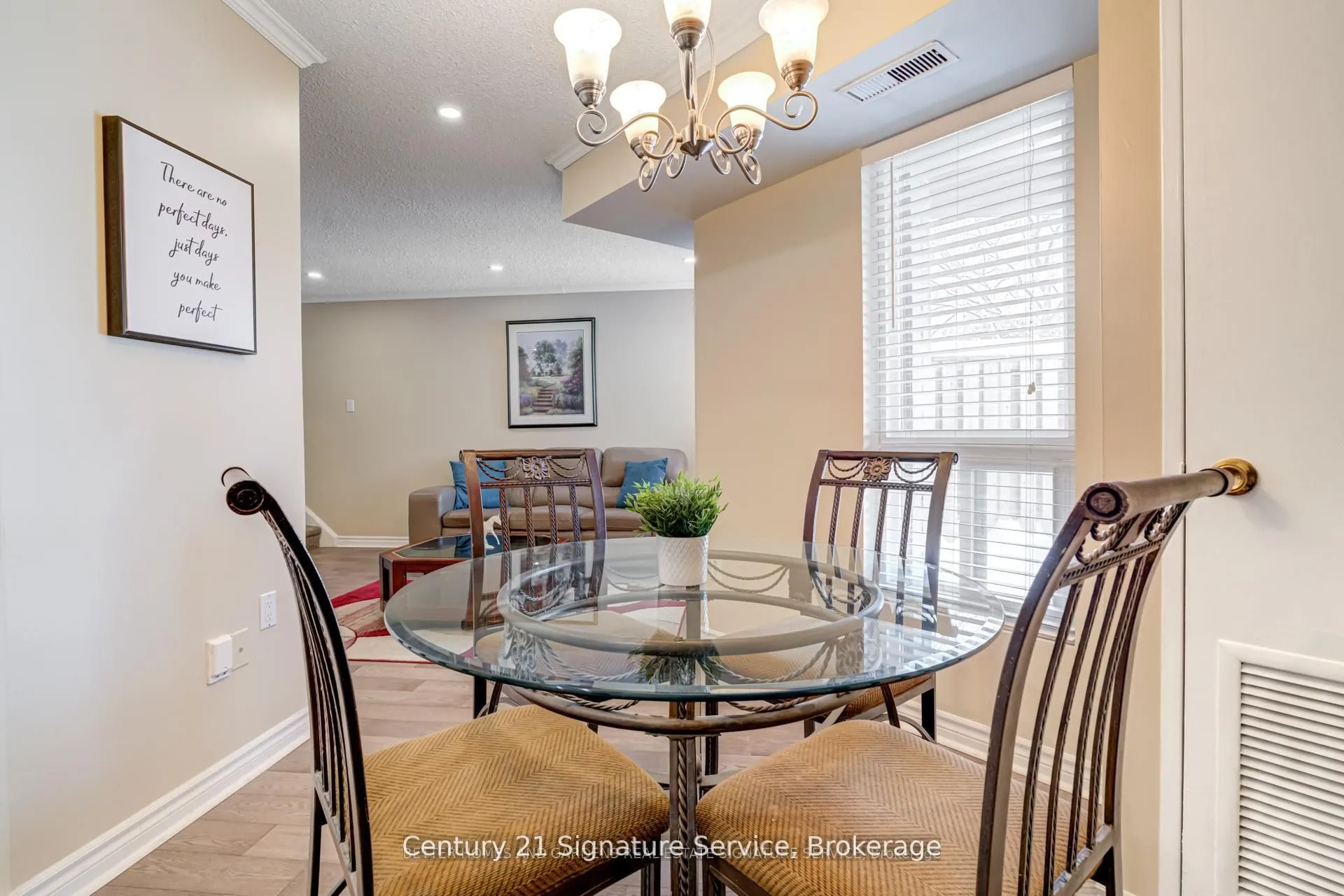 2001 Bonnymede Drive, #15