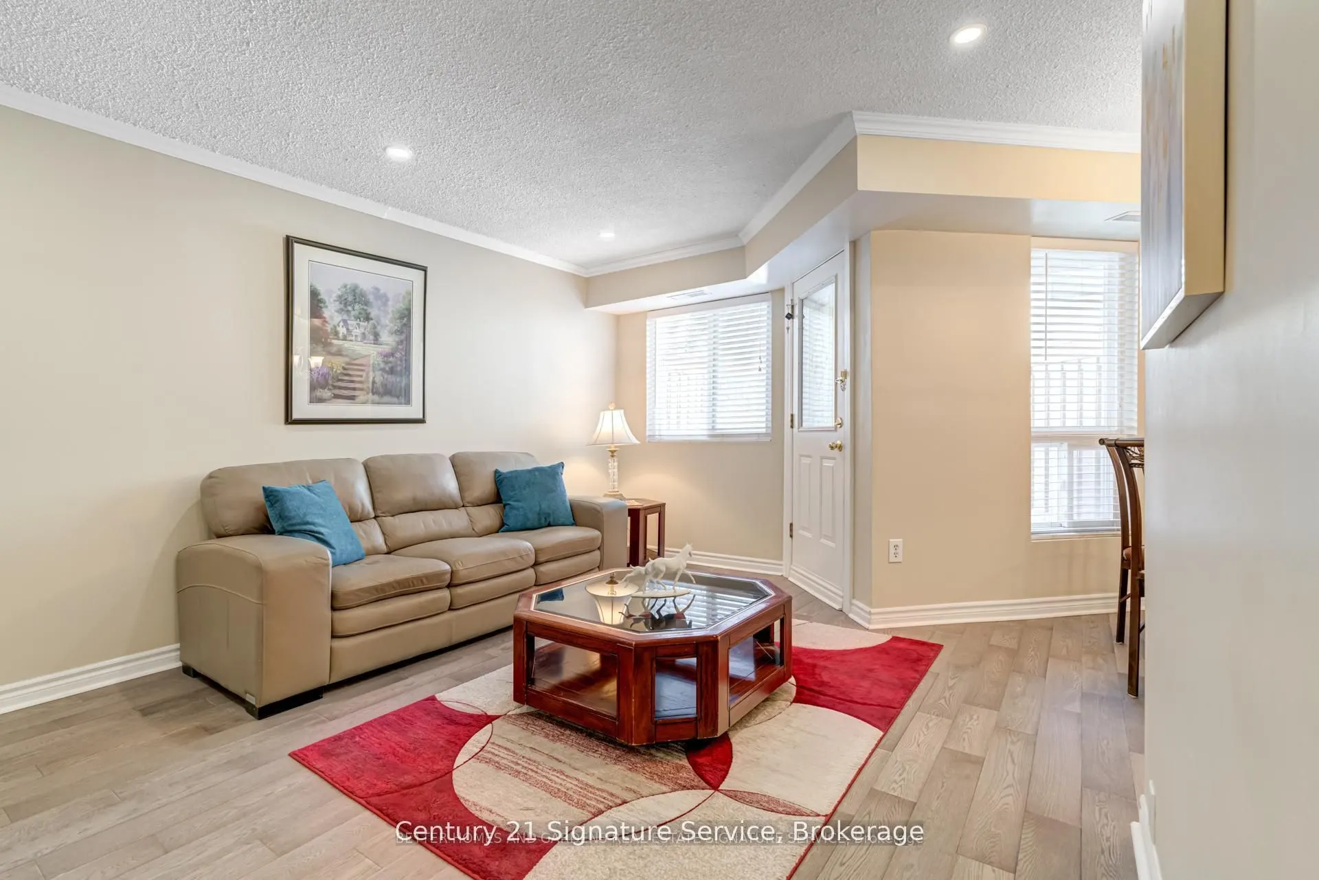 2001 Bonnymede Drive, #15