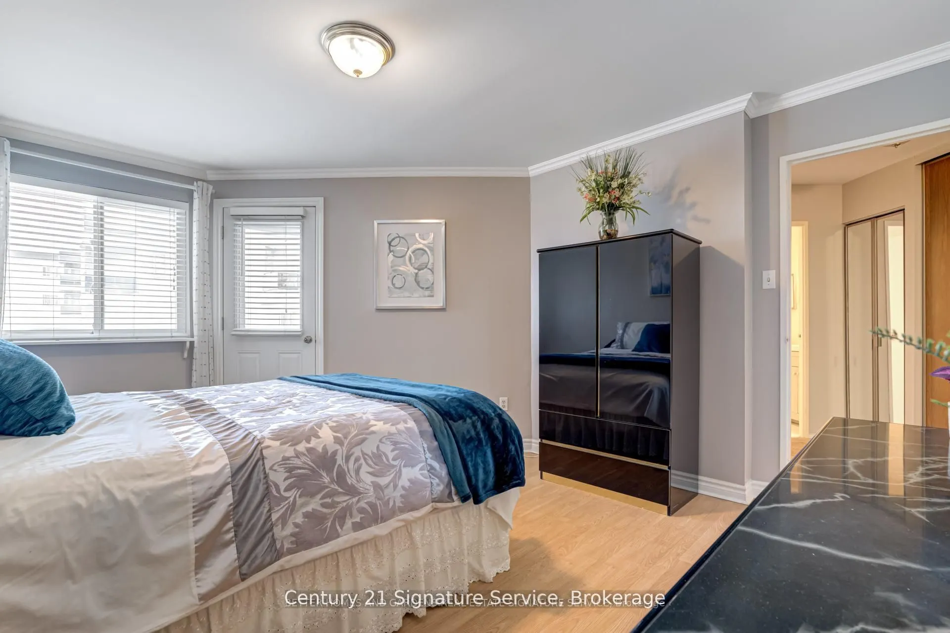 2001 Bonnymede Drive, #15