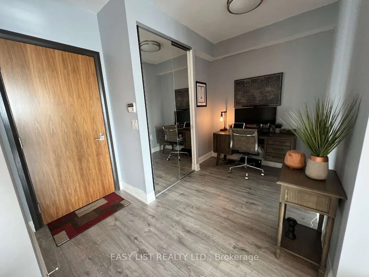 36 Park Lawn Road, #2401