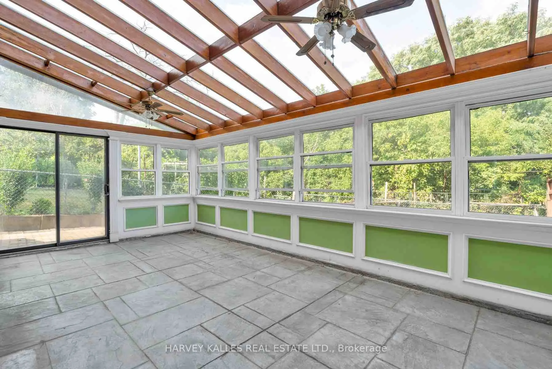 83 Clubhouse Court