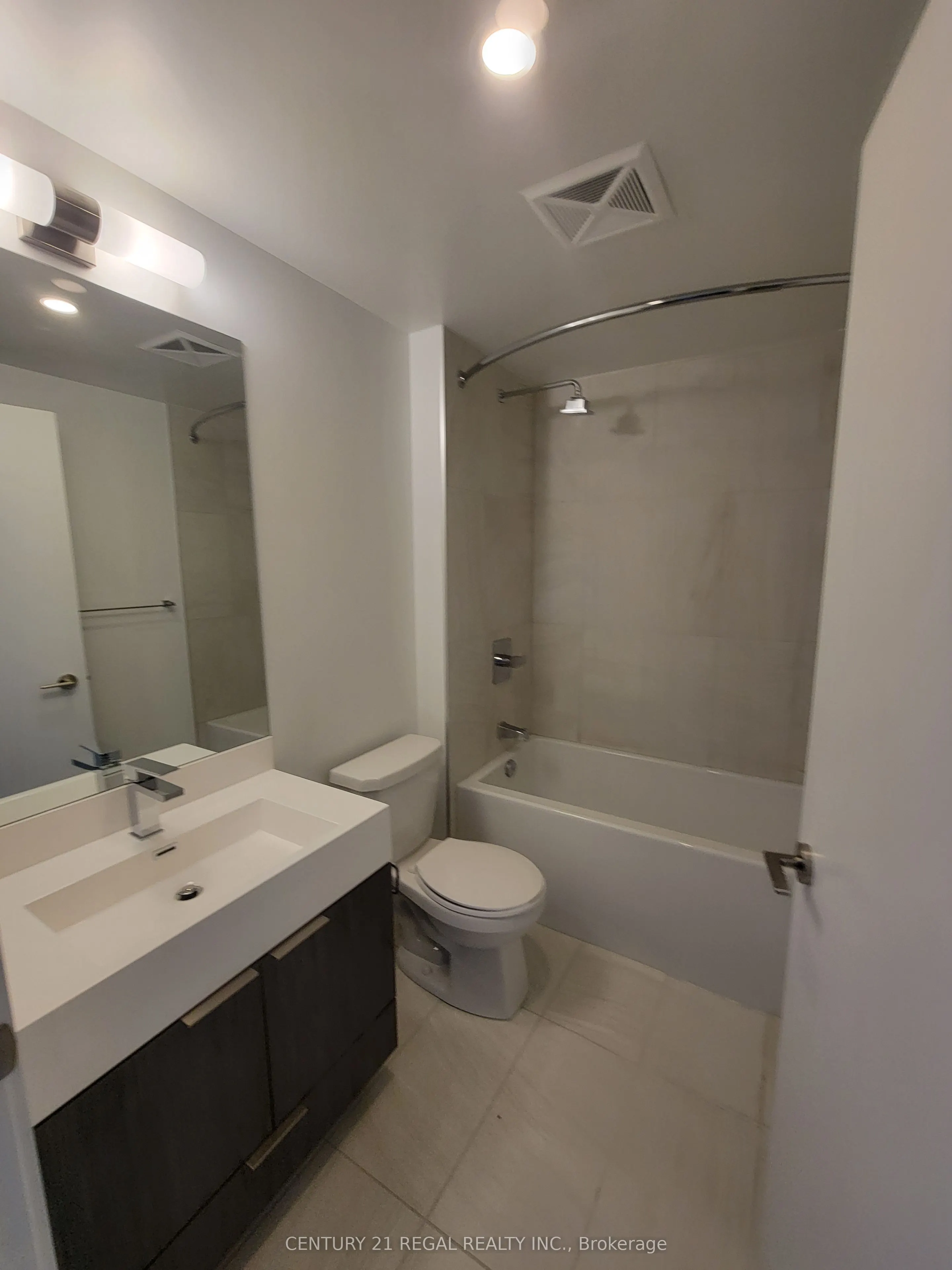 30 Samuel Wood Way, #1503