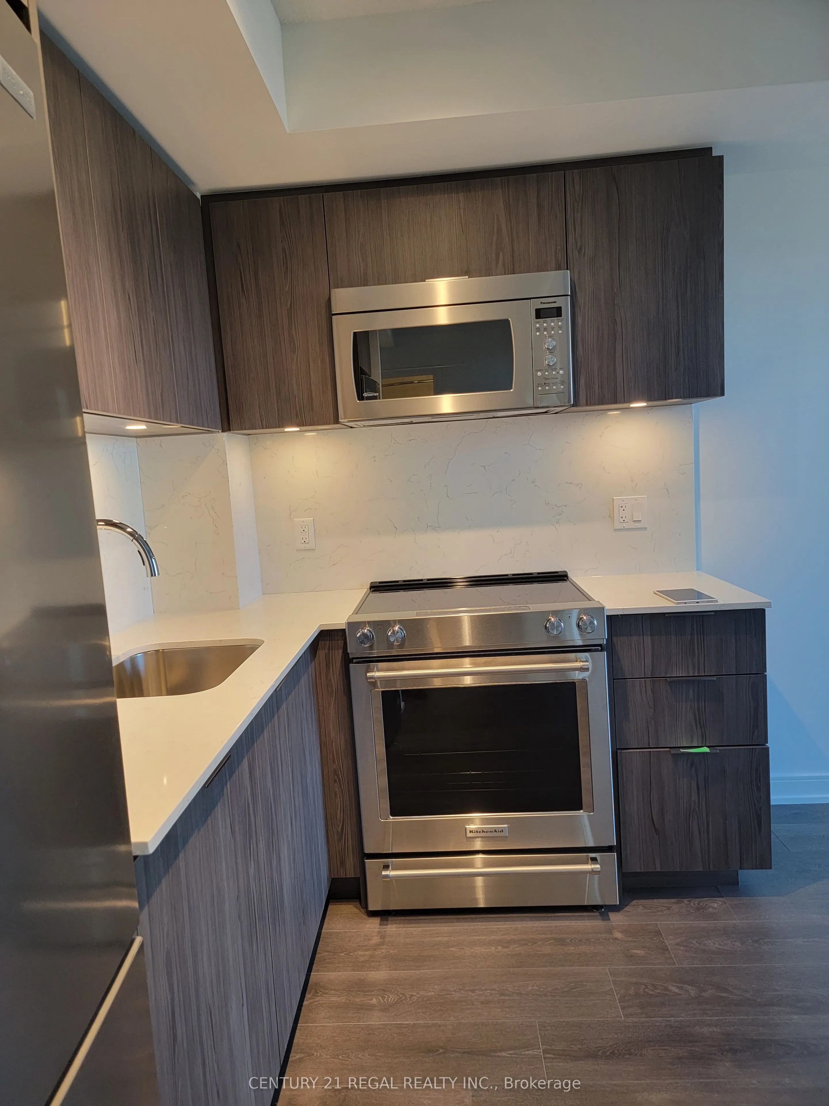 30 Samuel Wood Way, #1503