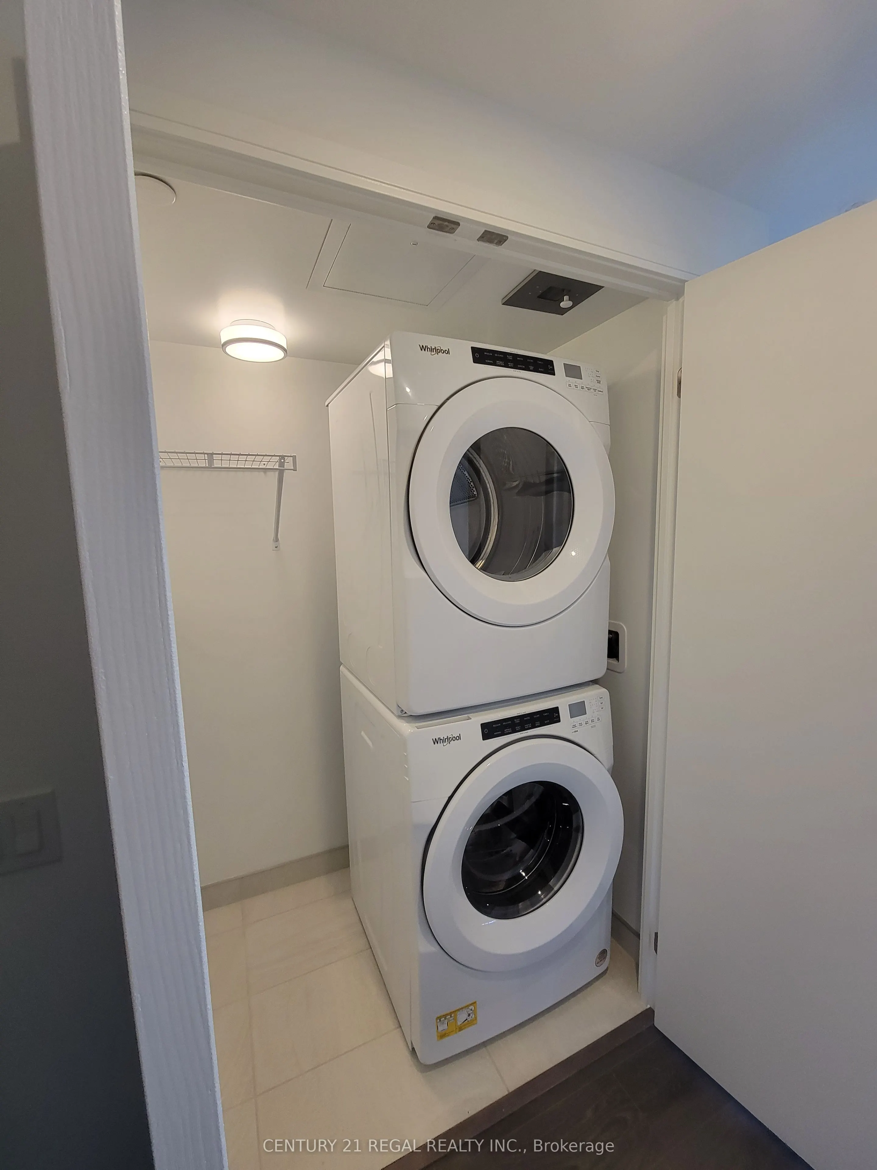 30 Samuel Wood Way, #1503