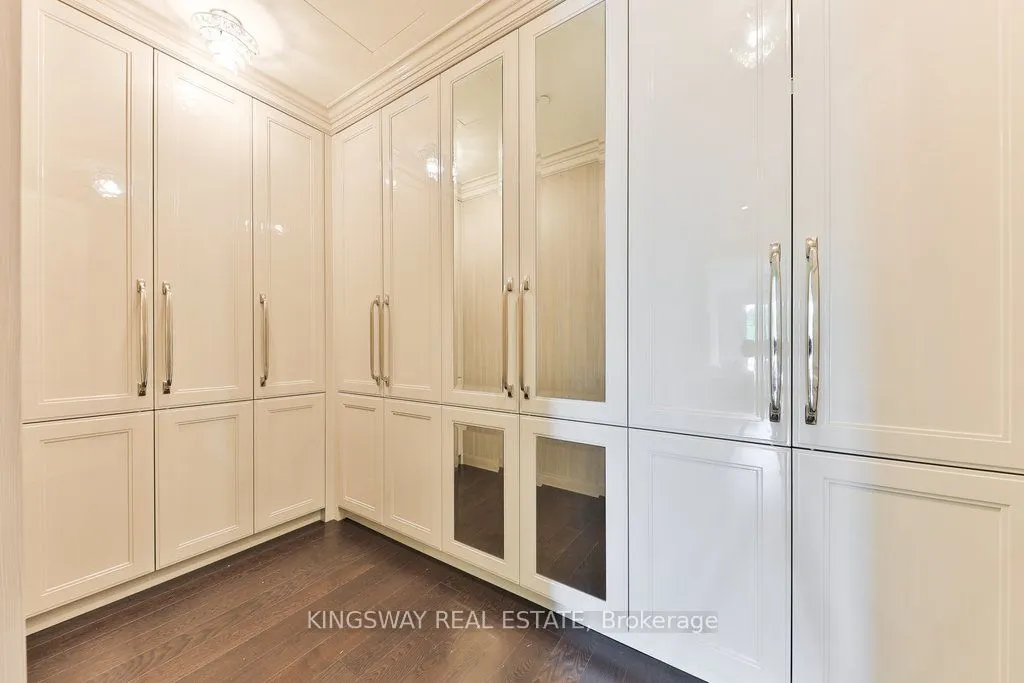 300 Randall Street #203