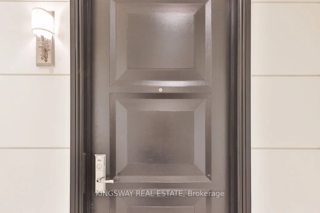 300 Randall Street #203