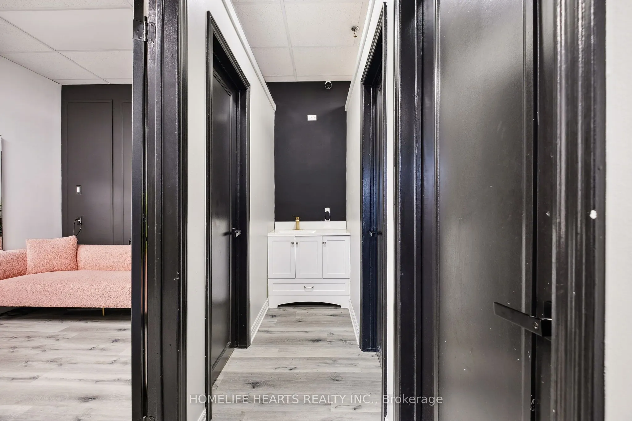 2180 Credit Valley Road, #106B