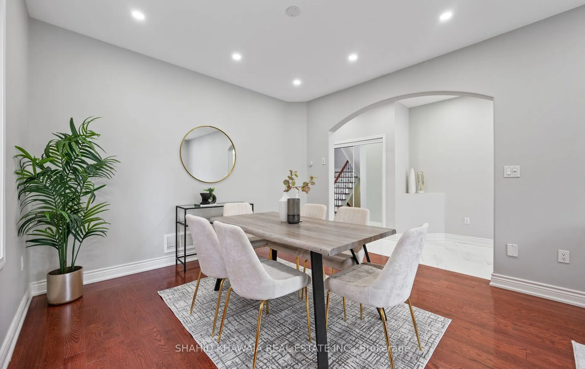 566 Hood Terrace