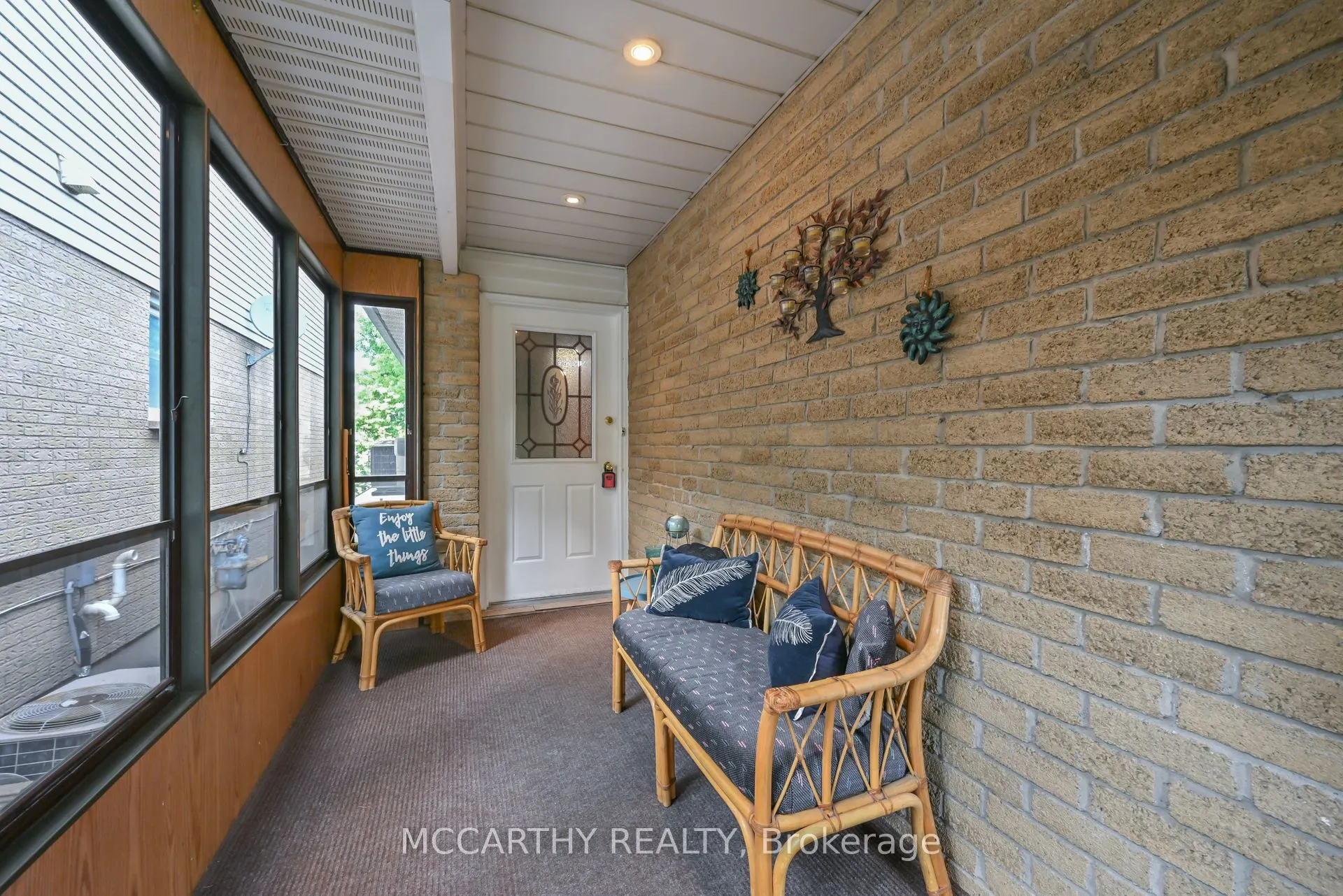 15 Andrew Avenue