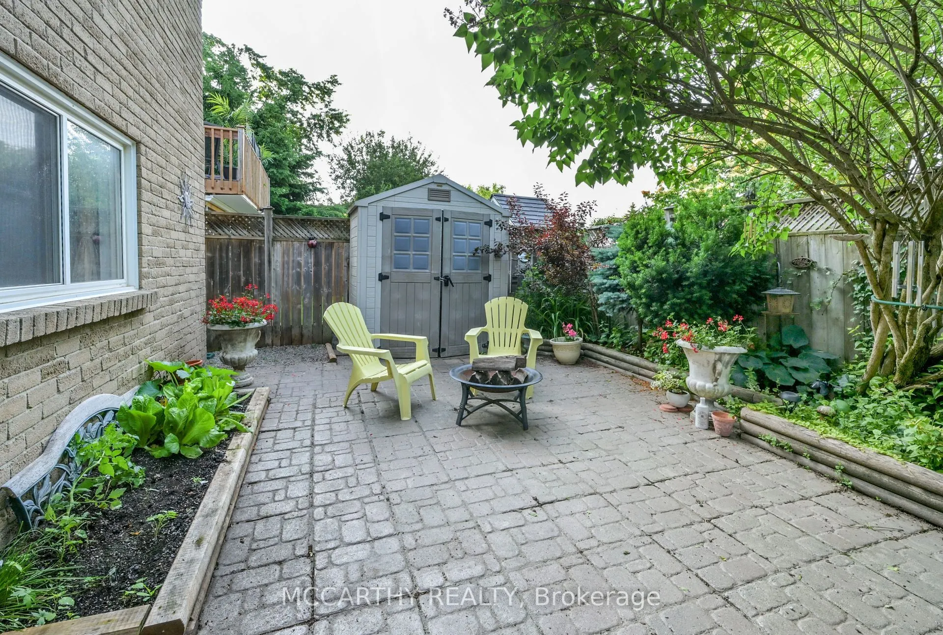 15 Andrew Avenue