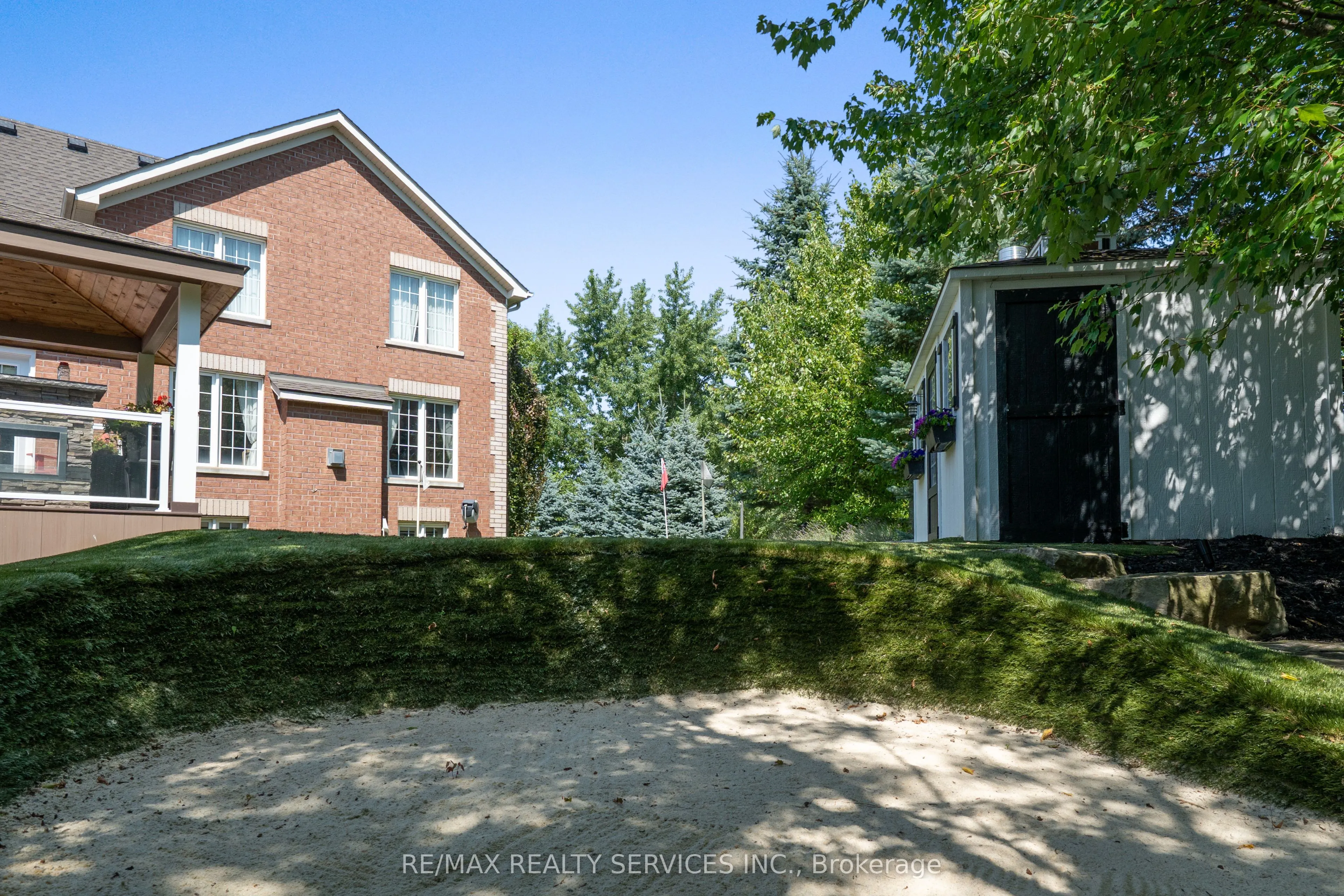 68 North Riverdale Drive