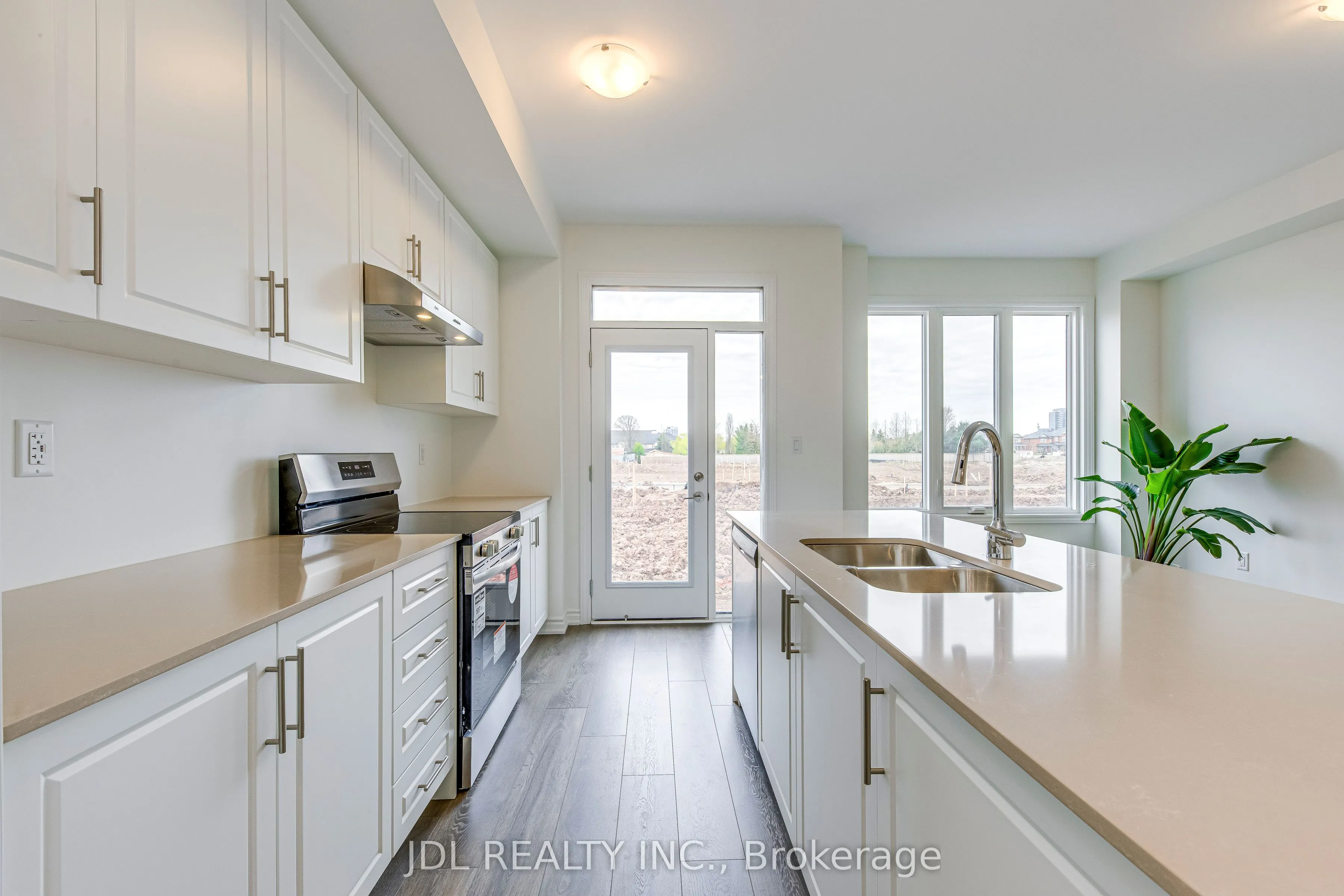 3036 Robert Lamb Boulevard