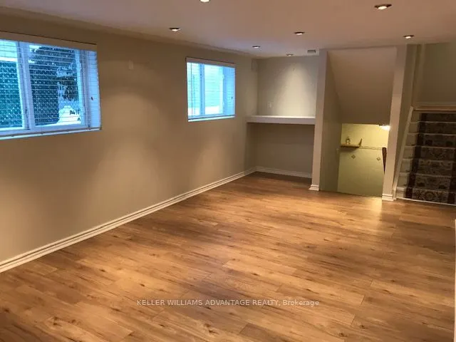 1670 Shale Oak Mews, #Lower