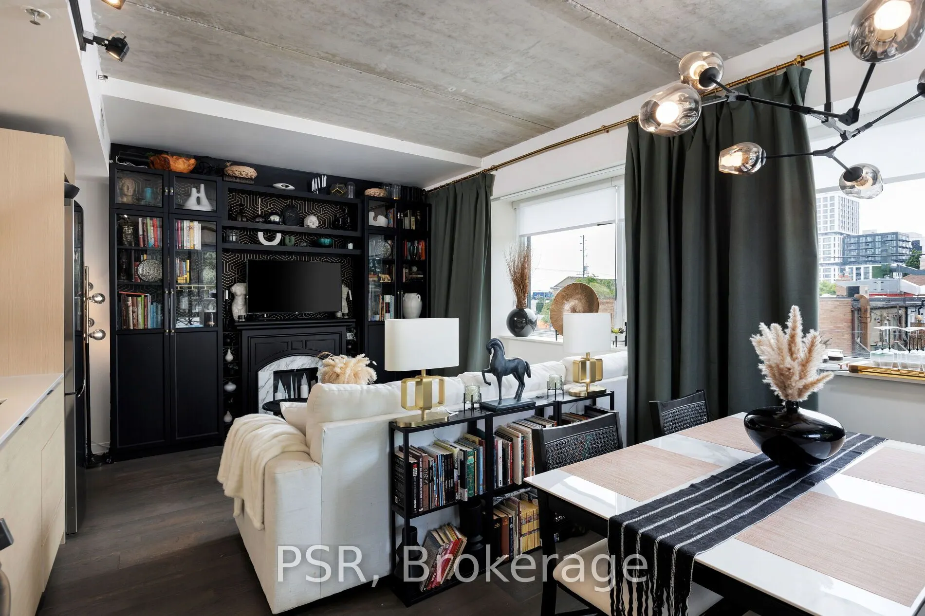 51 Lady Bank Road, #203