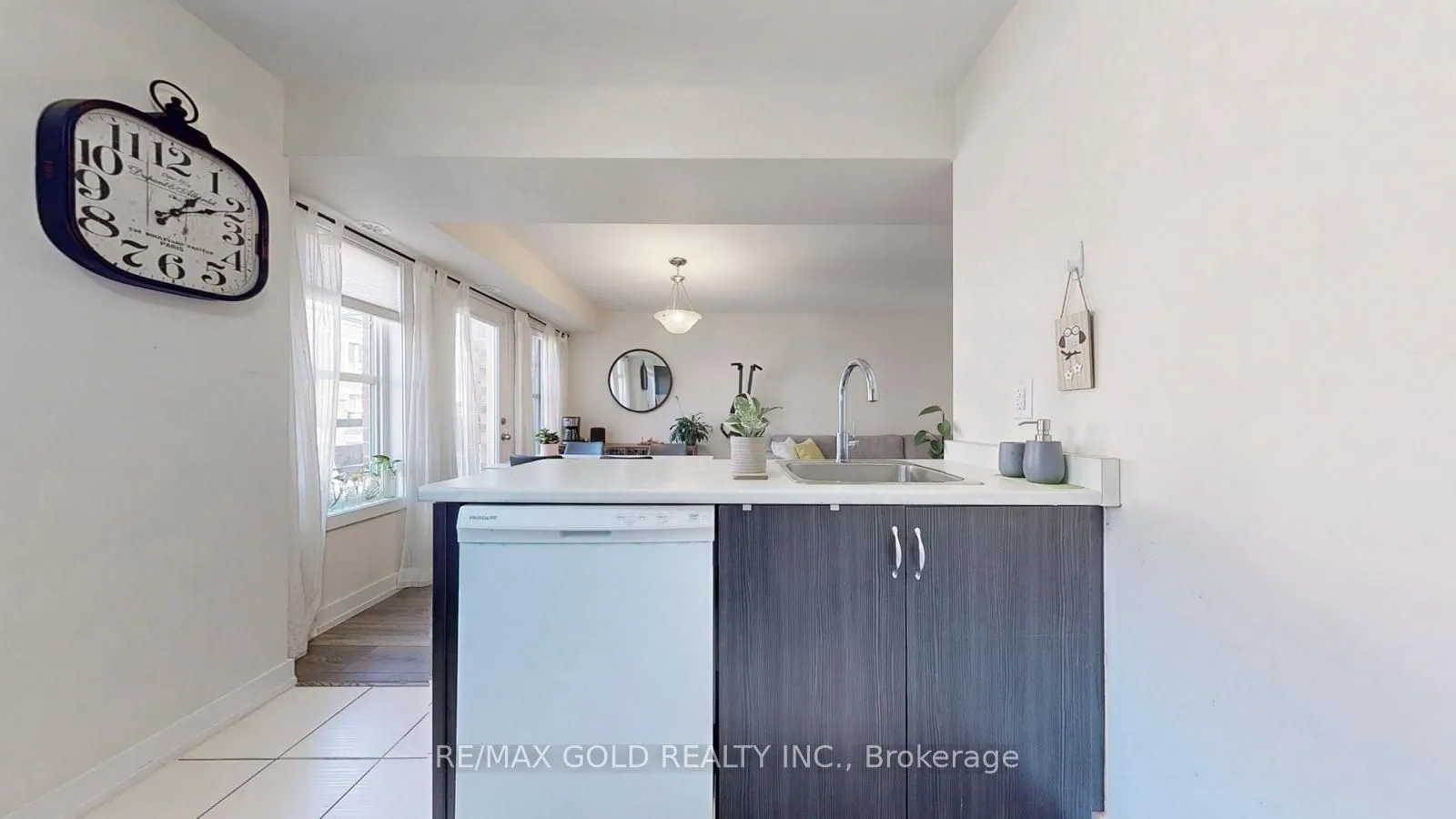 60 Parrotta Drive, #269