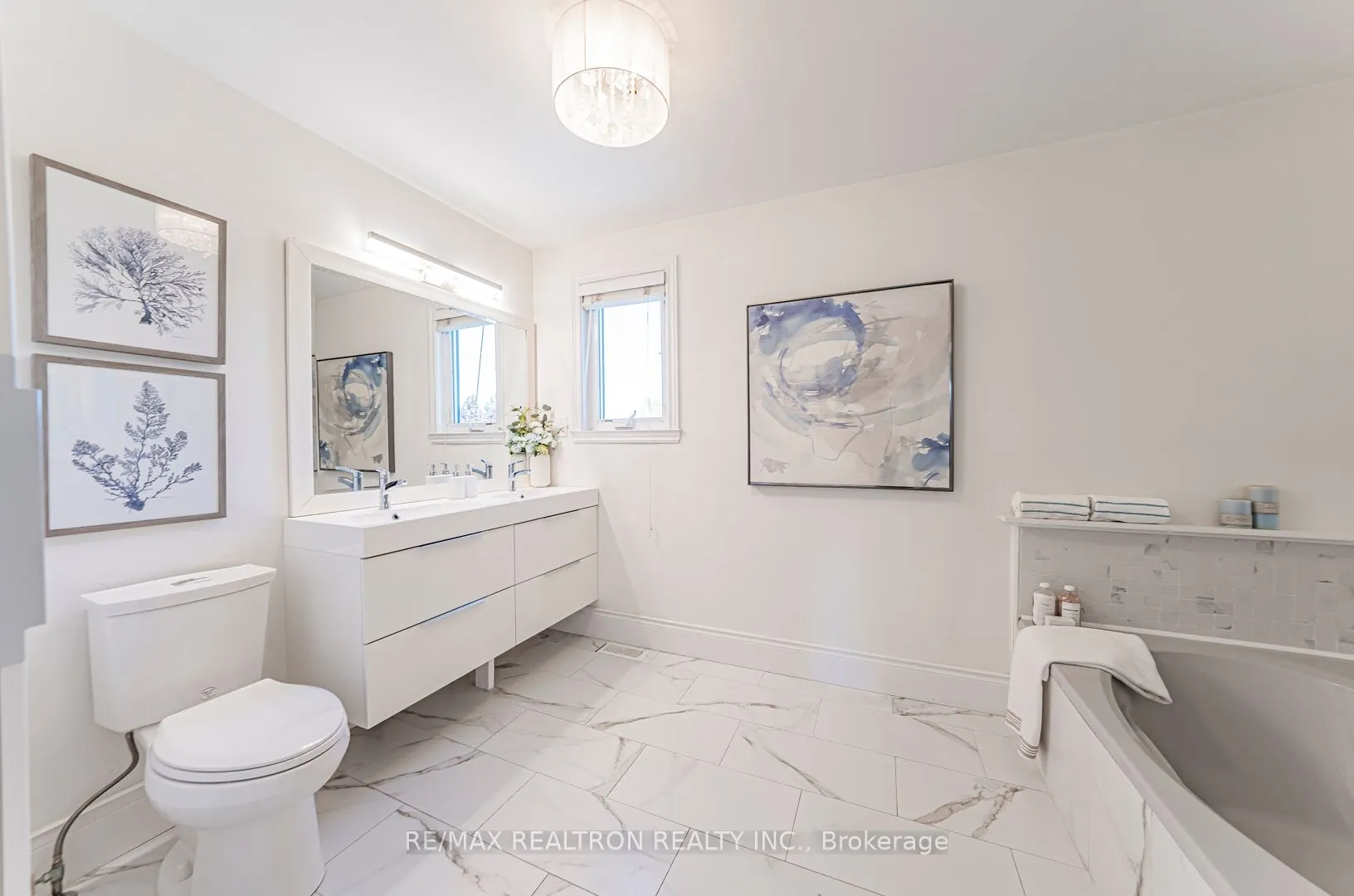 221 Old Orchard Circle