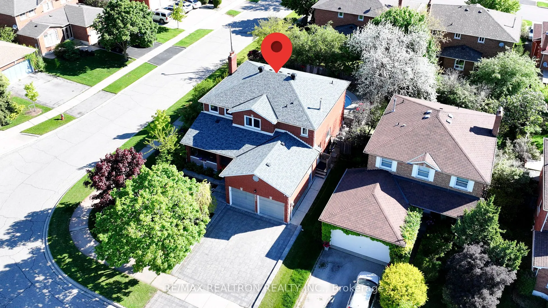 221 Old Orchard Circle