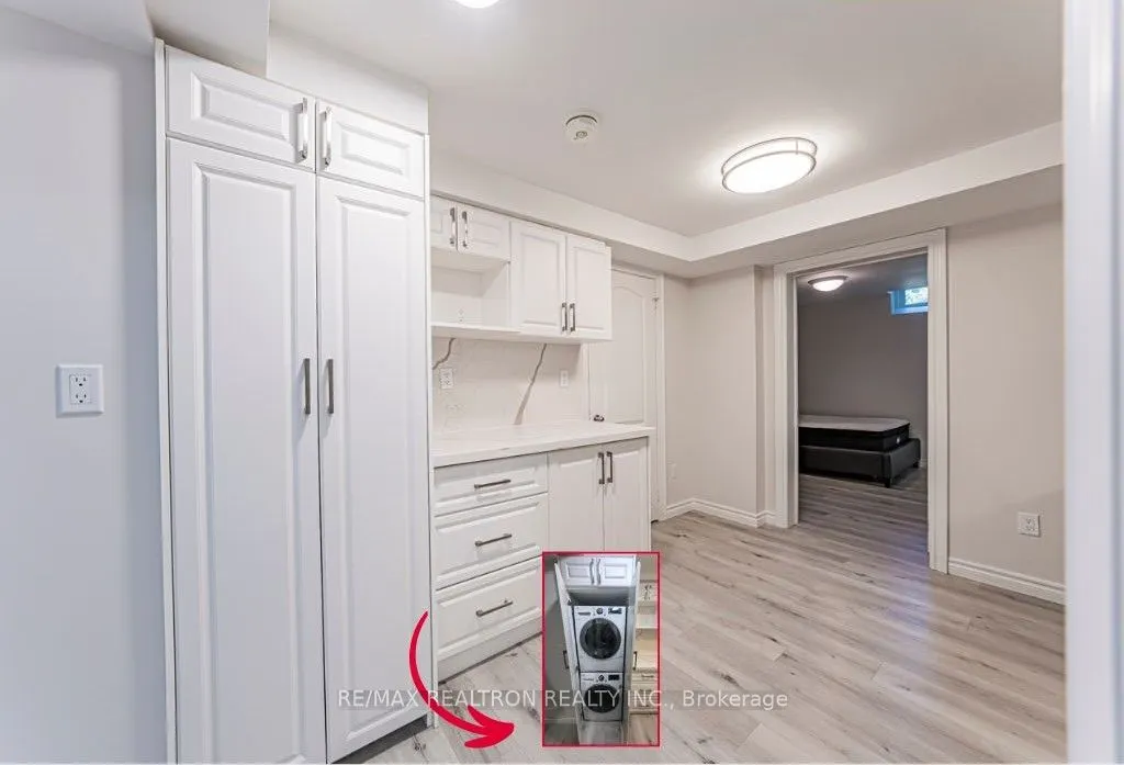 221 Old Orchard Circle