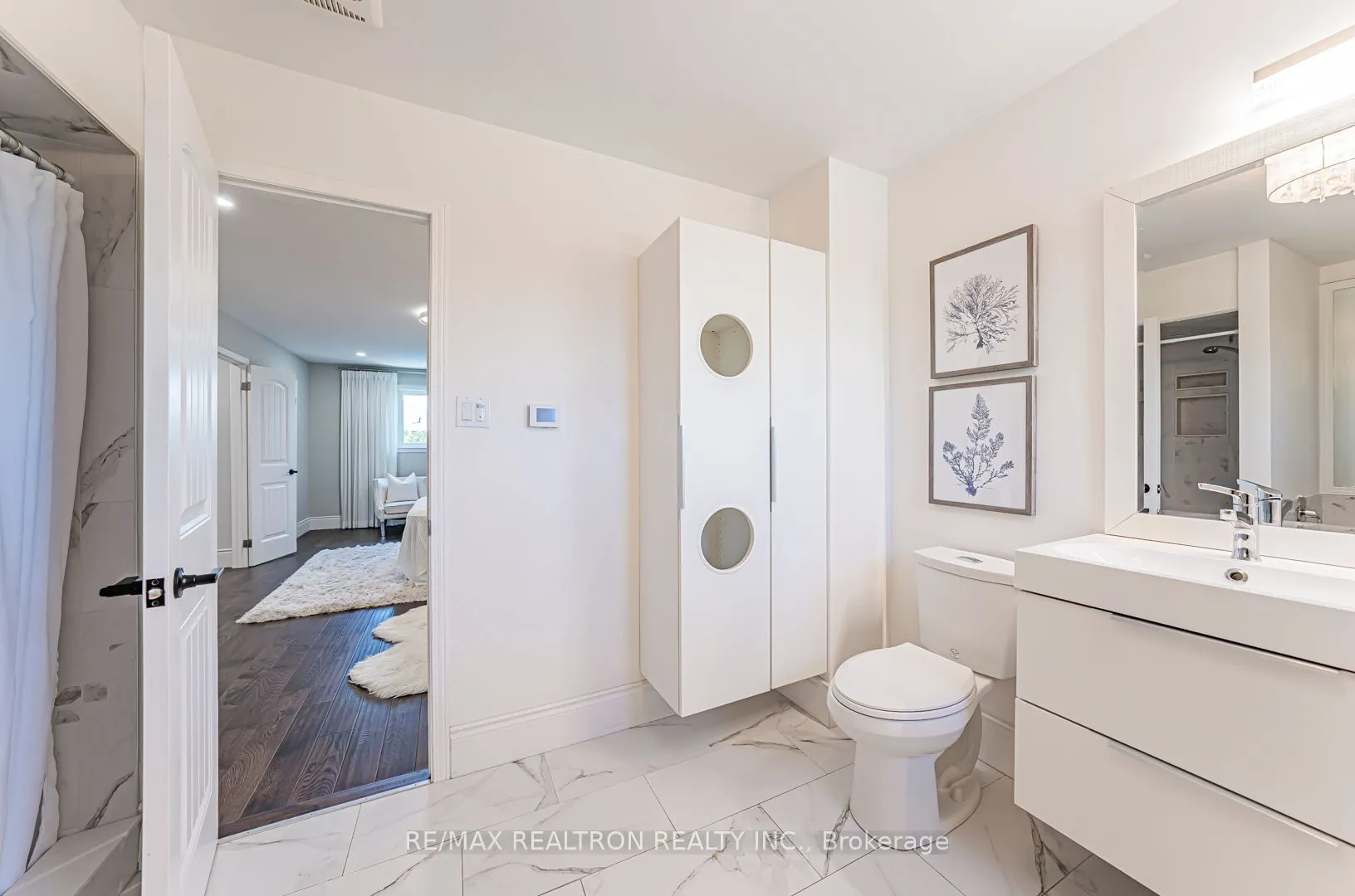 221 Old Orchard Circle