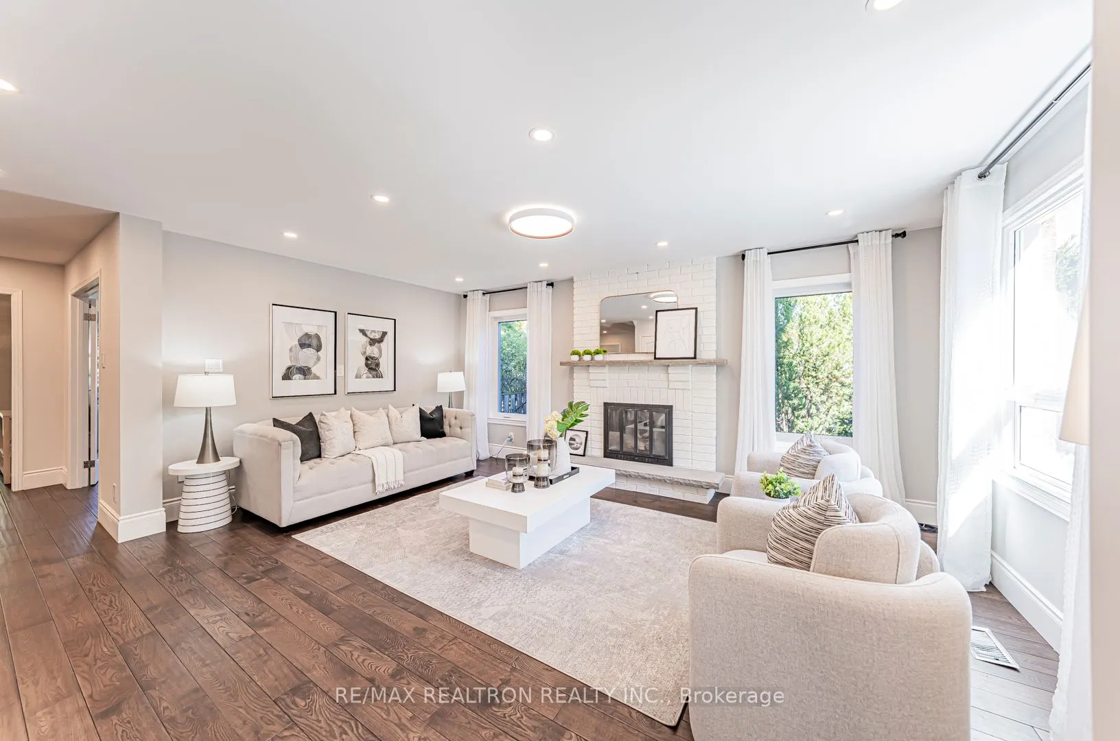 221 Old Orchard Circle