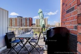 37 Four Winds Drive, #8