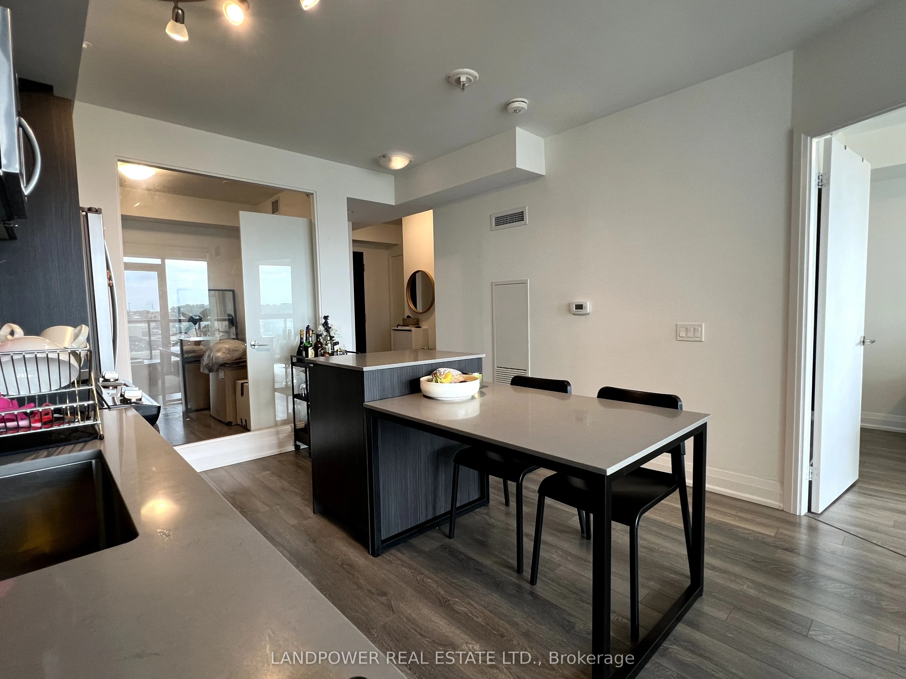 1461 Lawrence Avenue W, #908
